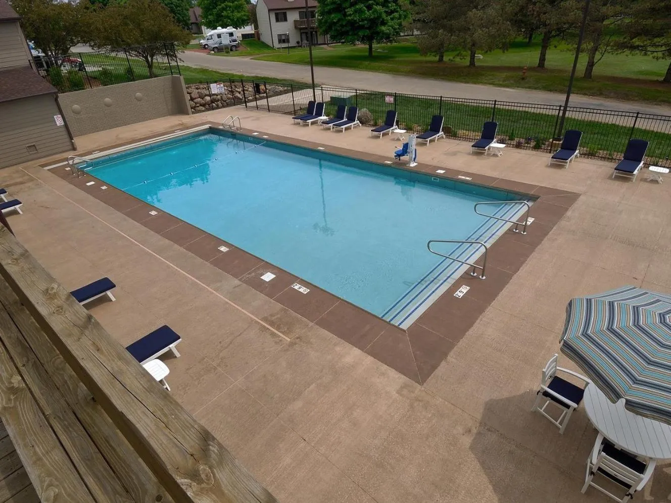 Pool view in Lake Panorama National Resort