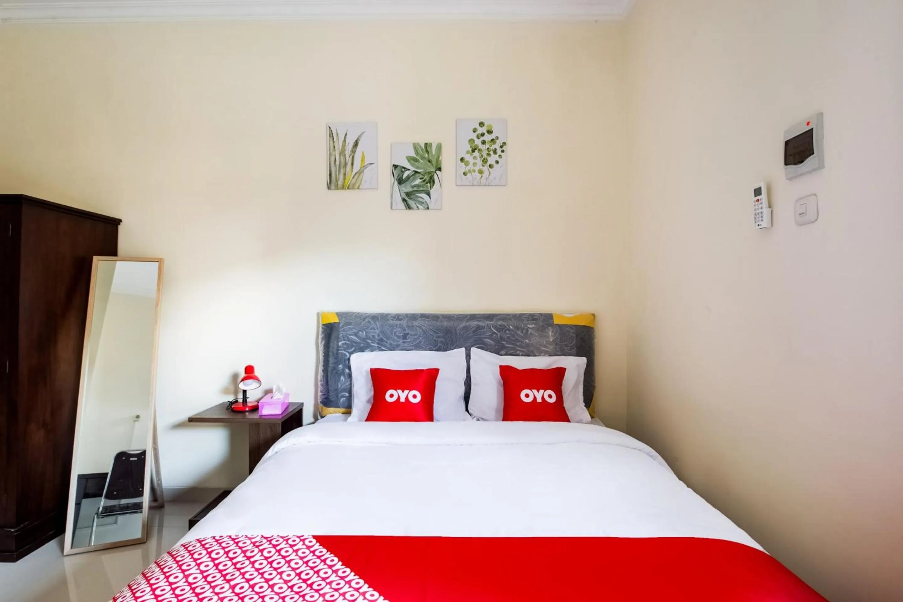 Bedroom in OYO Life 3398 Griya RM 19 Syariah