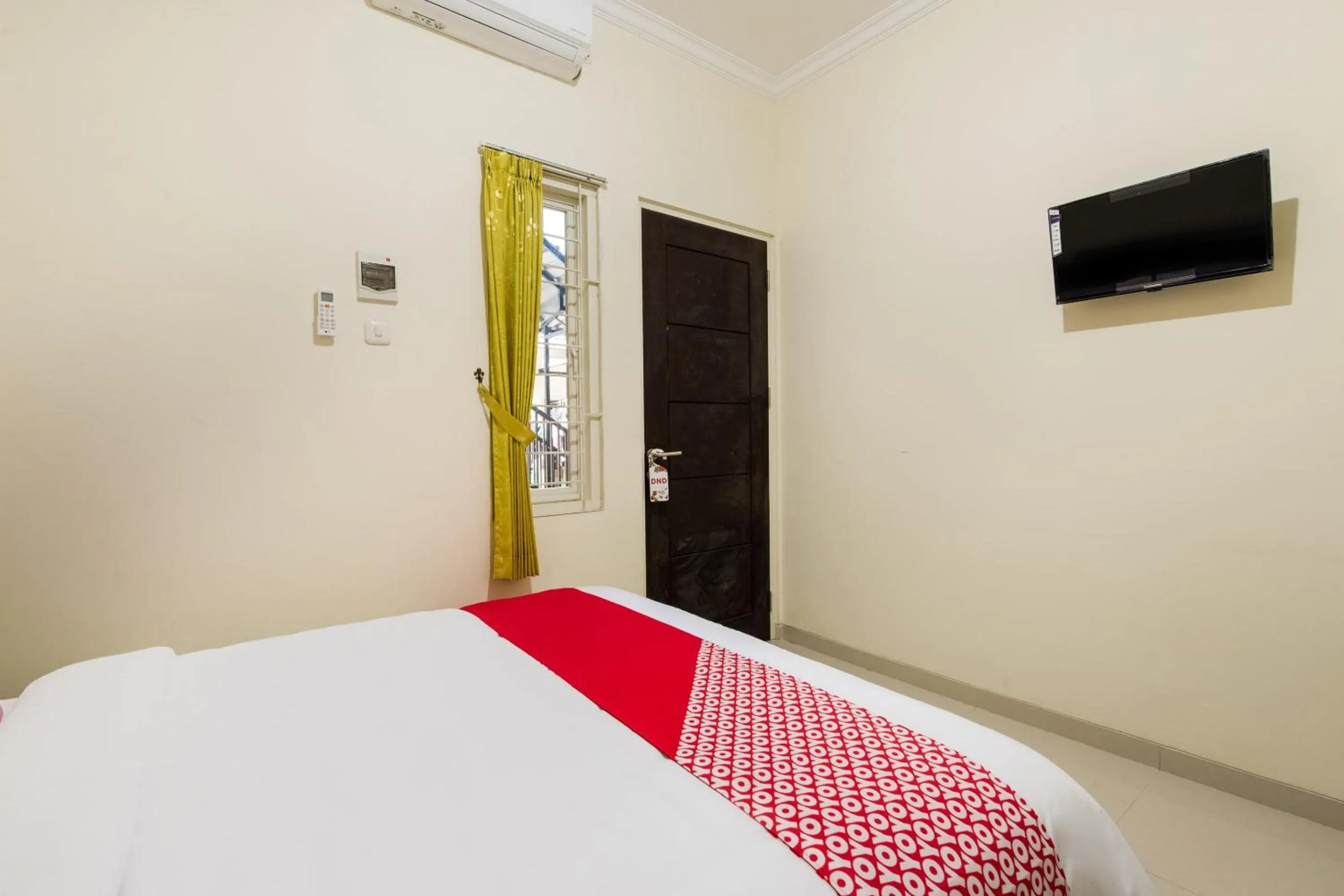 Bedroom in OYO Life 3398 Griya RM 19 Syariah