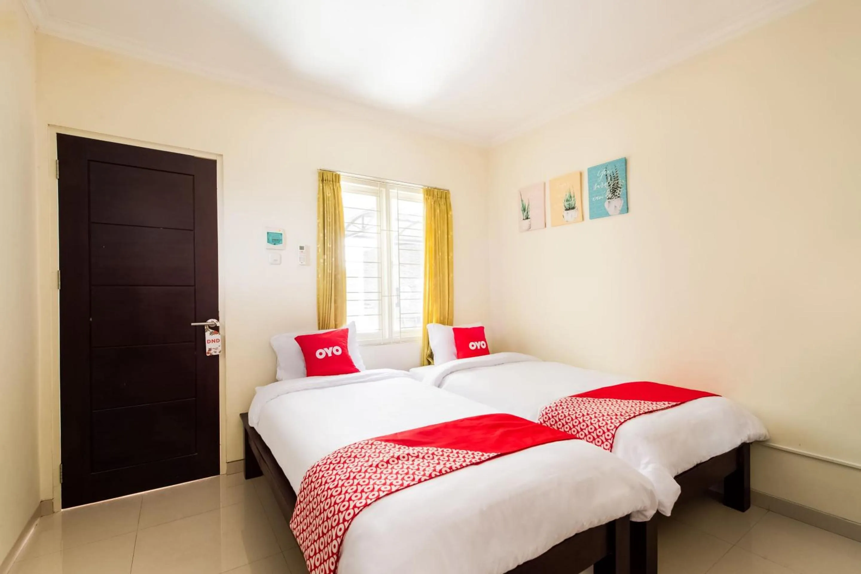 Bedroom in OYO Life 3398 Griya RM 19 Syariah