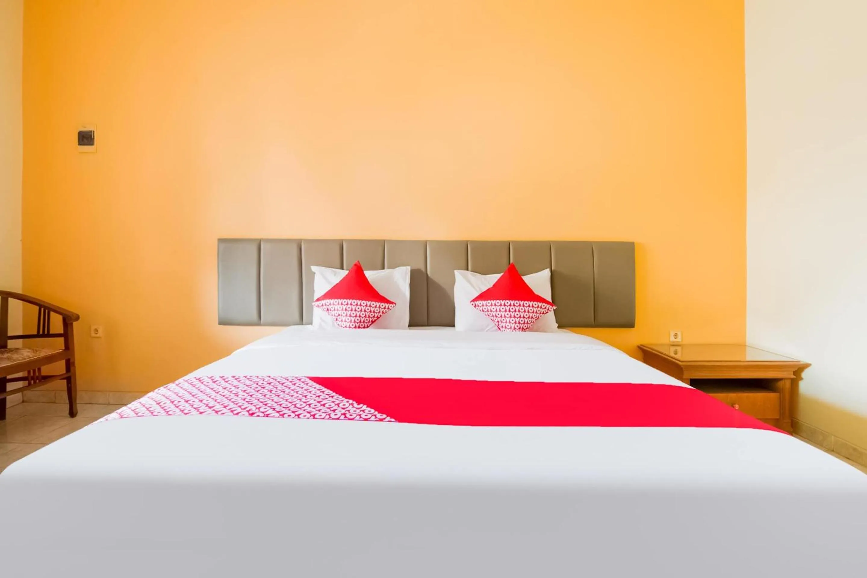 Bedroom, Bed in Wisma Langen Werdhasih