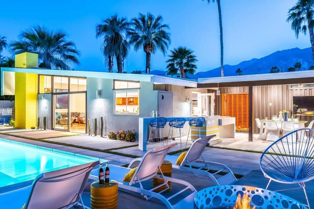 Villa Carriage House