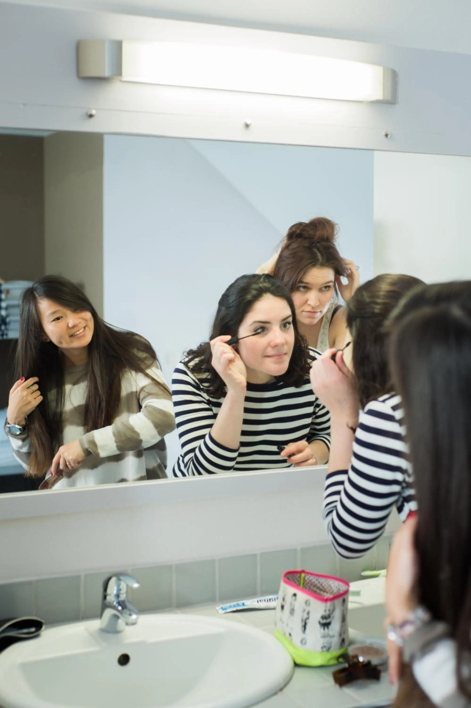 Bathroom in HI Brussels Jacques Brel Hostel