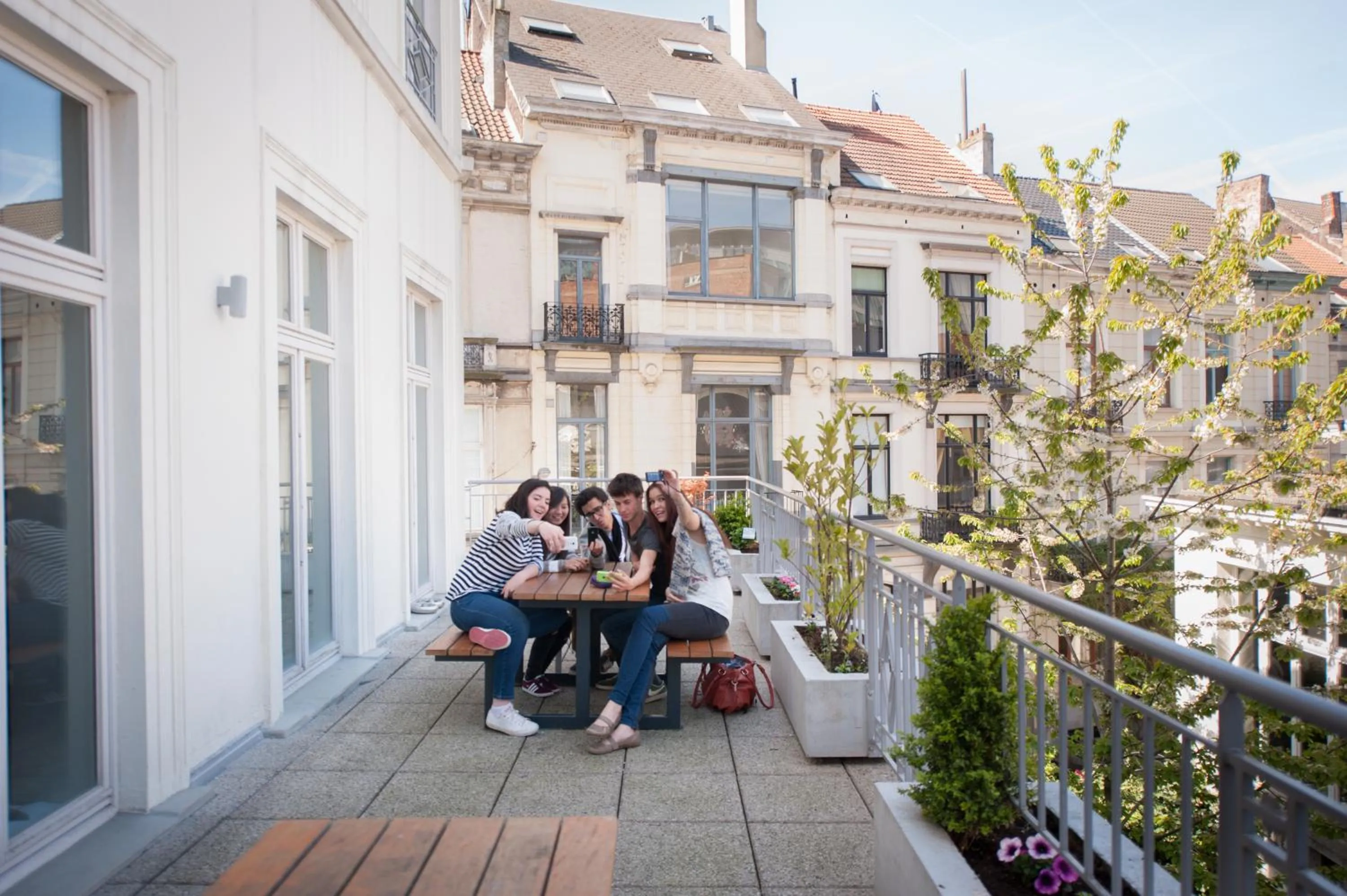 Patio in HI Brussels Jacques Brel Hostel