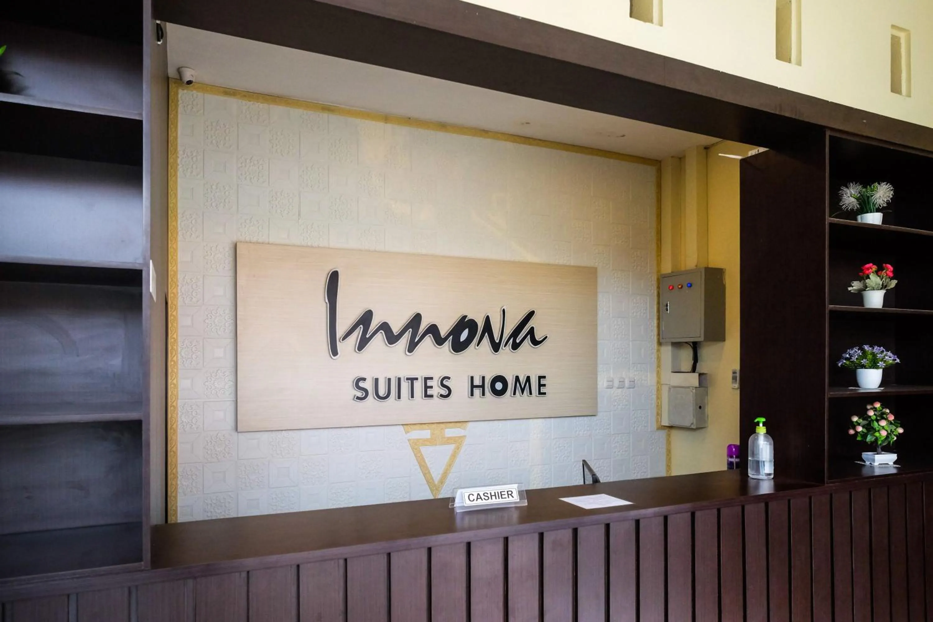 Lobby or reception in RedDoorz near Taman Pantai Alam Indah Tegal