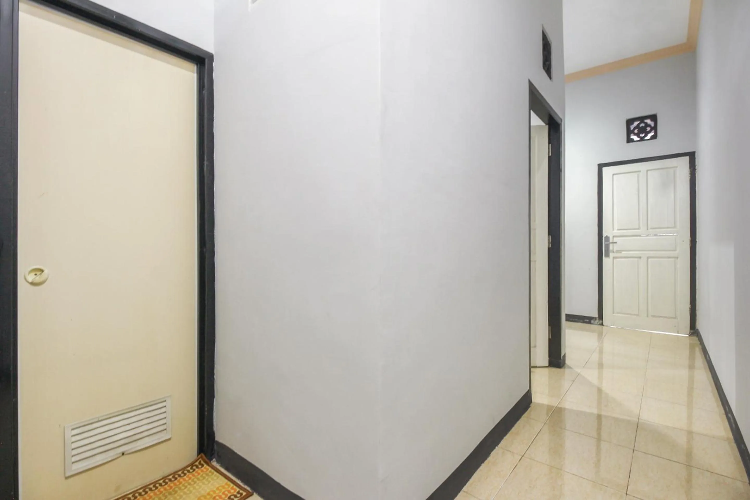 Bedroom in OYO 3399 Gea Guest House