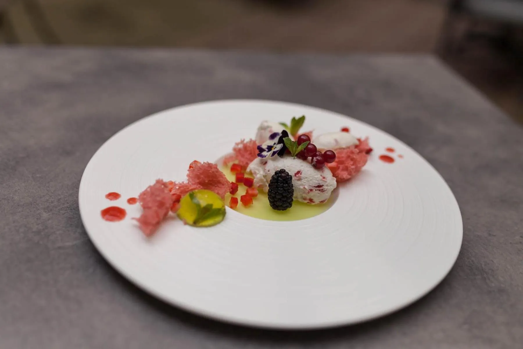 Food and drinks in martas Hotel Albrechtshof Berlin