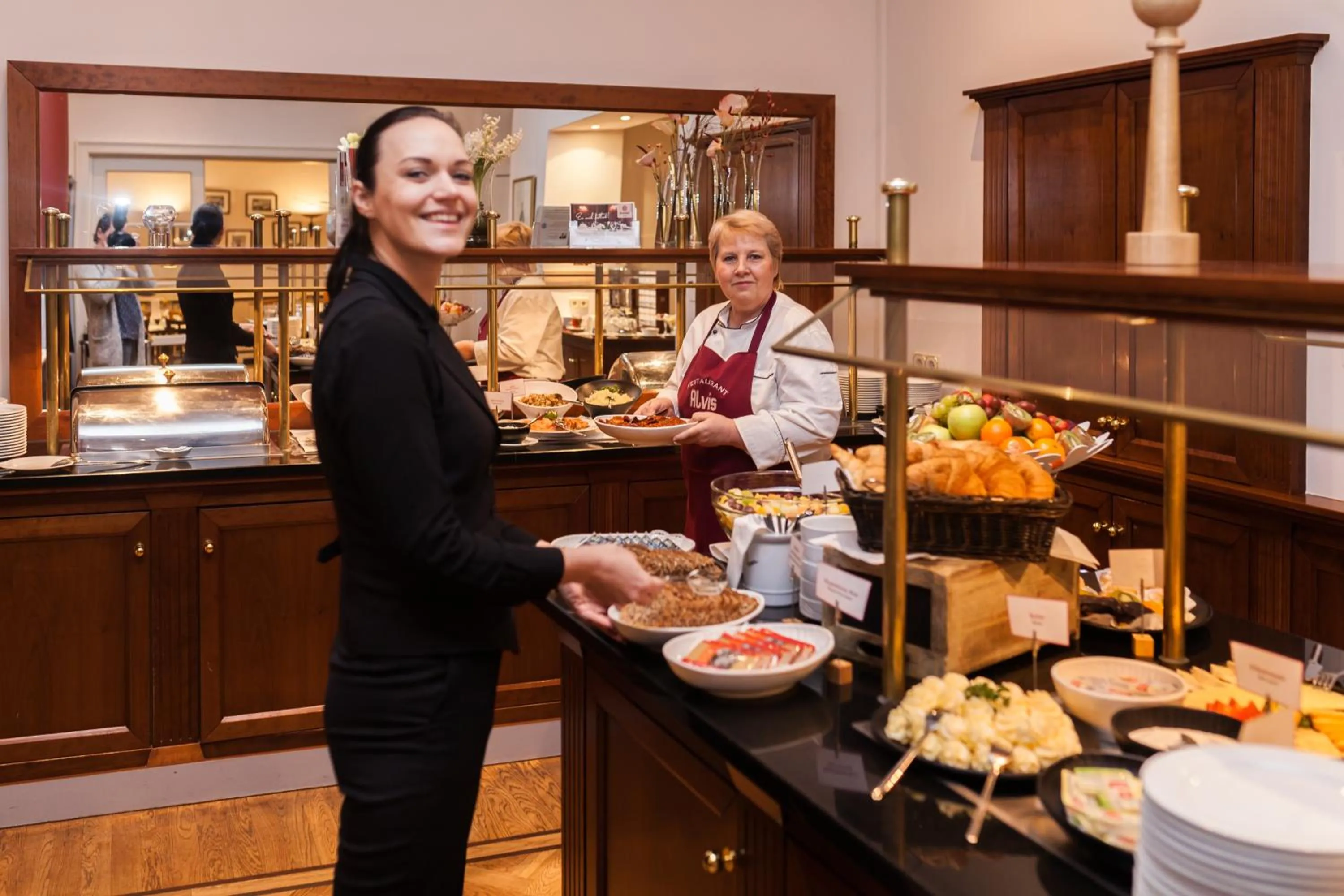 People in martas Hotel Albrechtshof Berlin