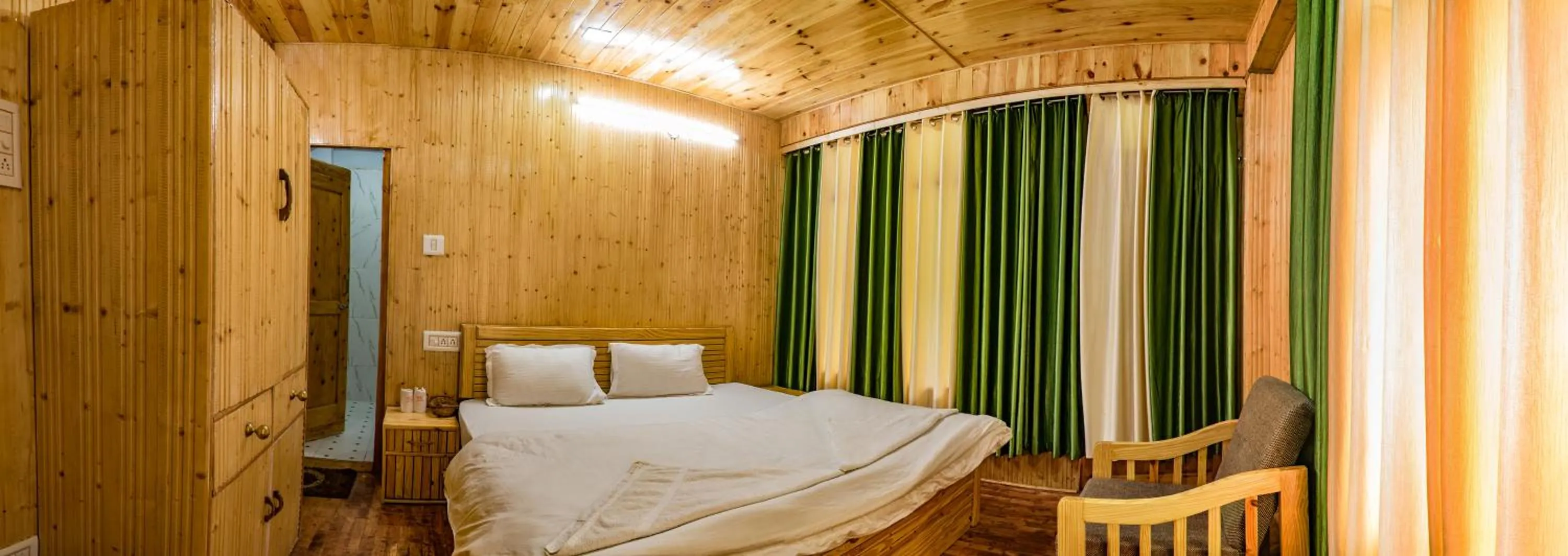 Patio, Bed in Parvati Kuteer riverside resort