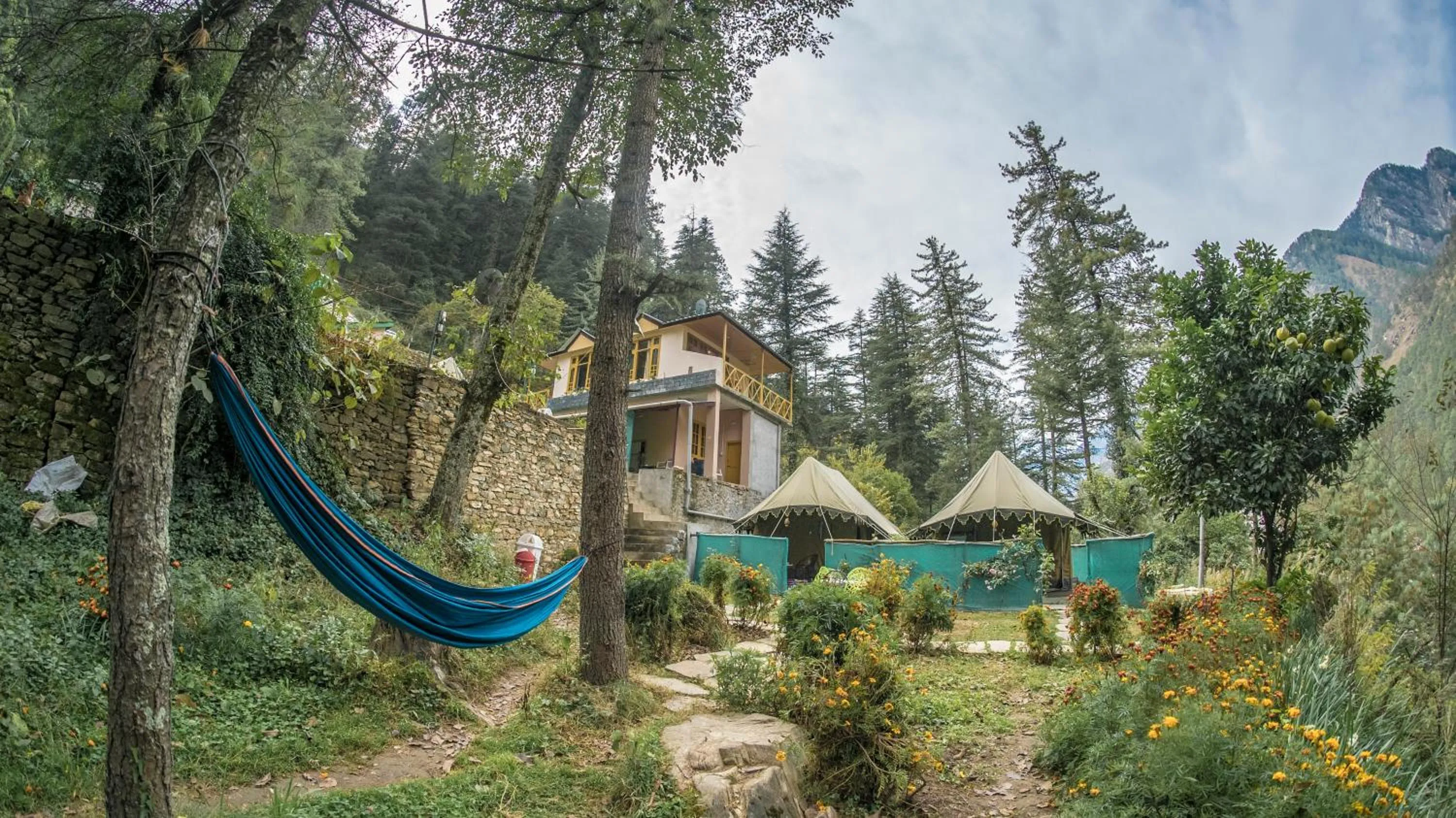 Property building in Parvati Kuteer riverside resort