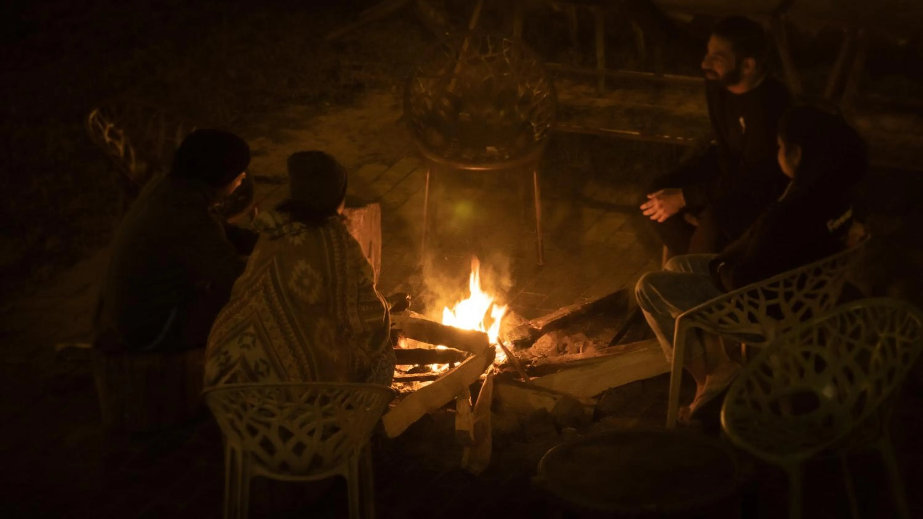 Garden in Parvati Kuteer riverside resort