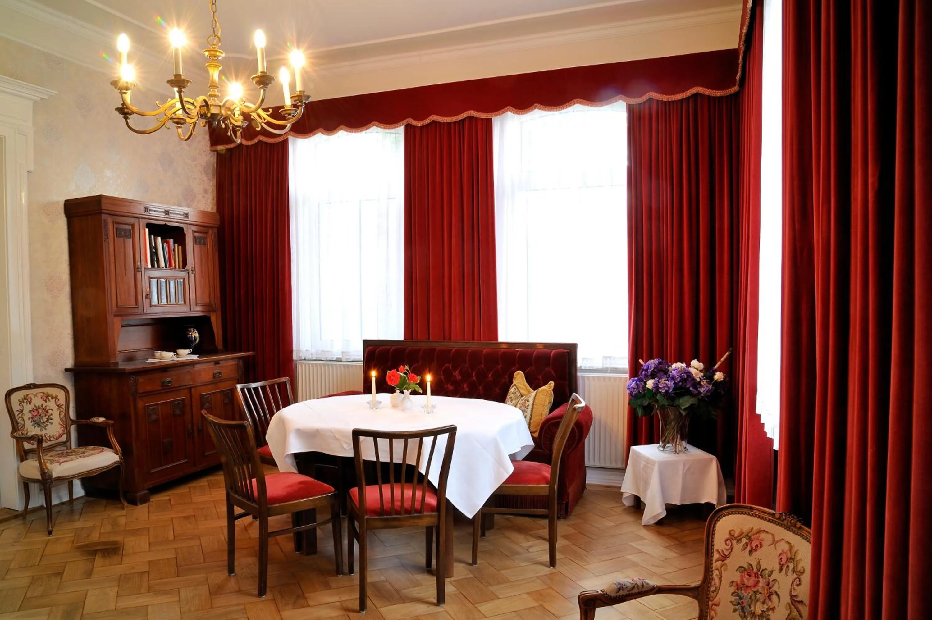 Dining area in Land-gut-Hotel Allerhof