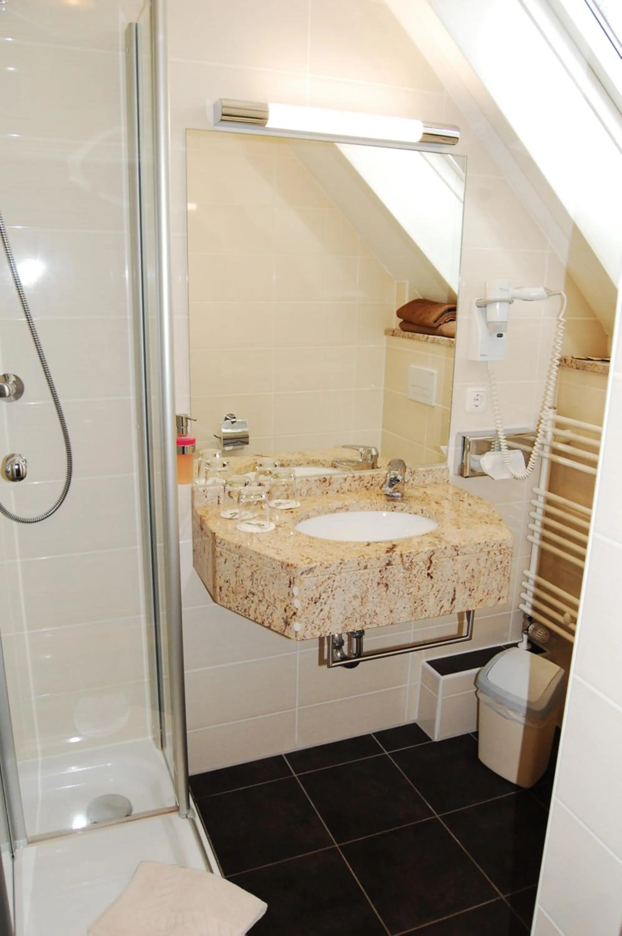 Shower in Land-gut-Hotel Allerhof