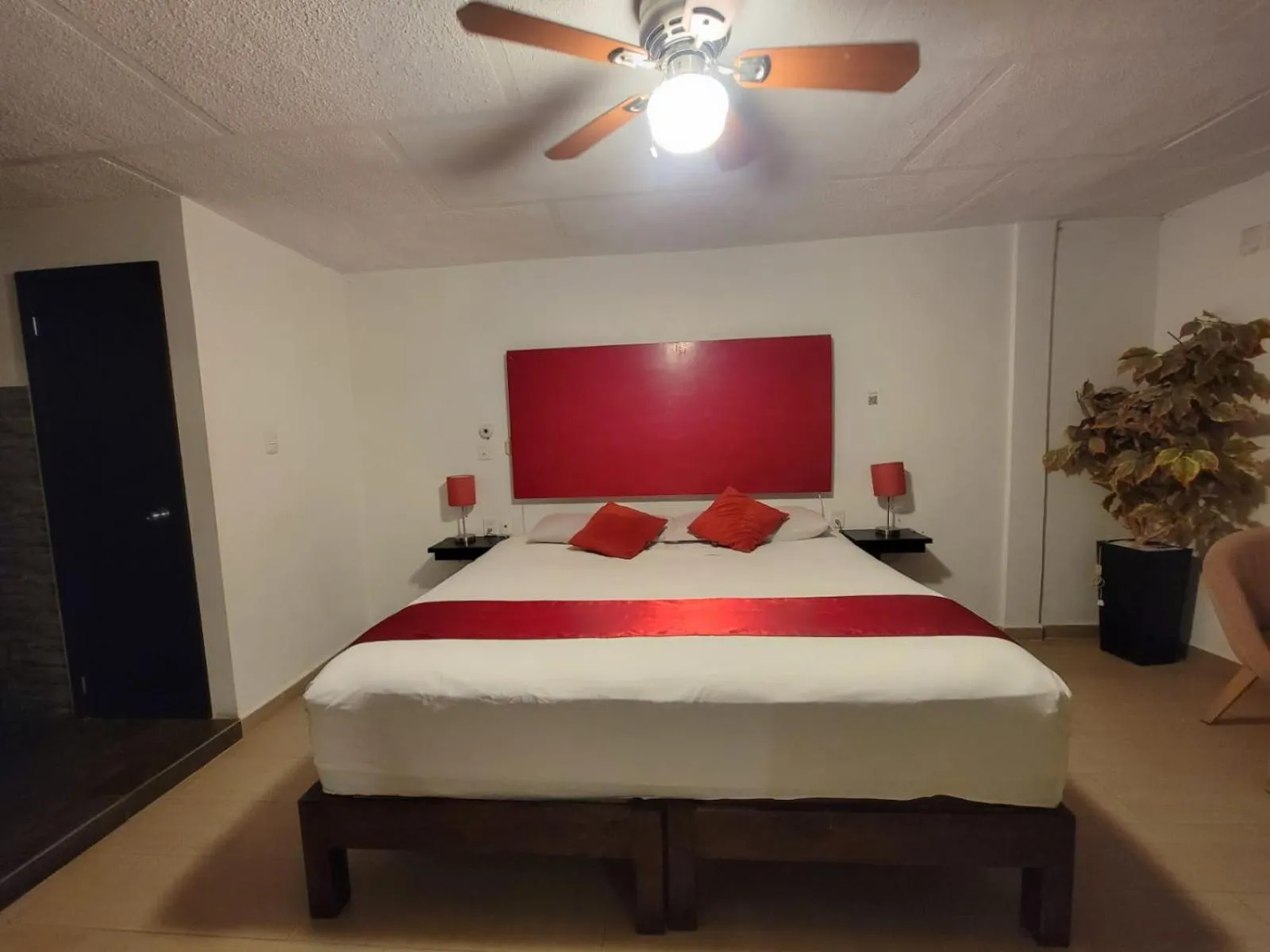 Bed in Hotel Las Torres