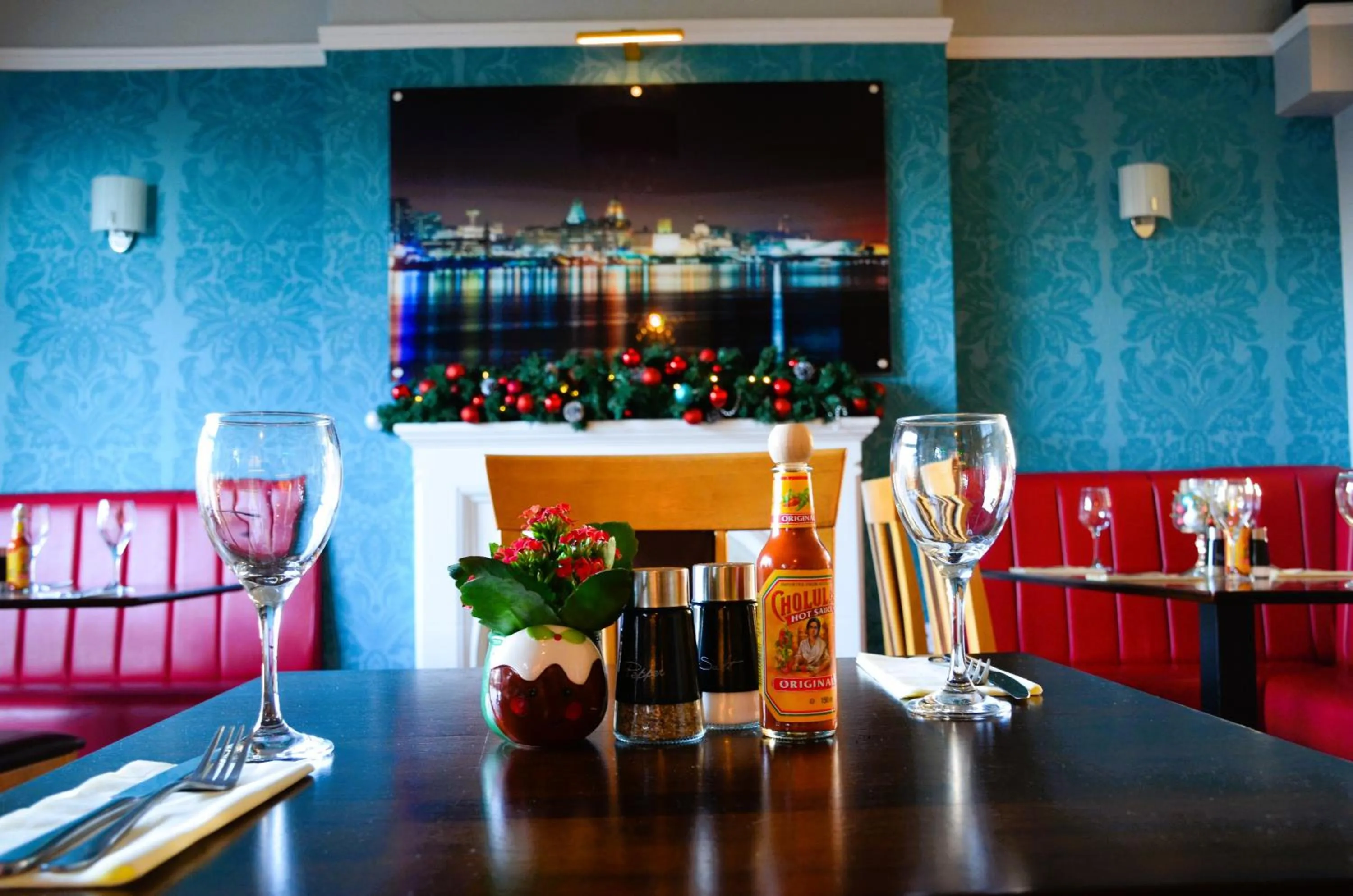 Restaurant/places to eat in Orrell Park Hotel