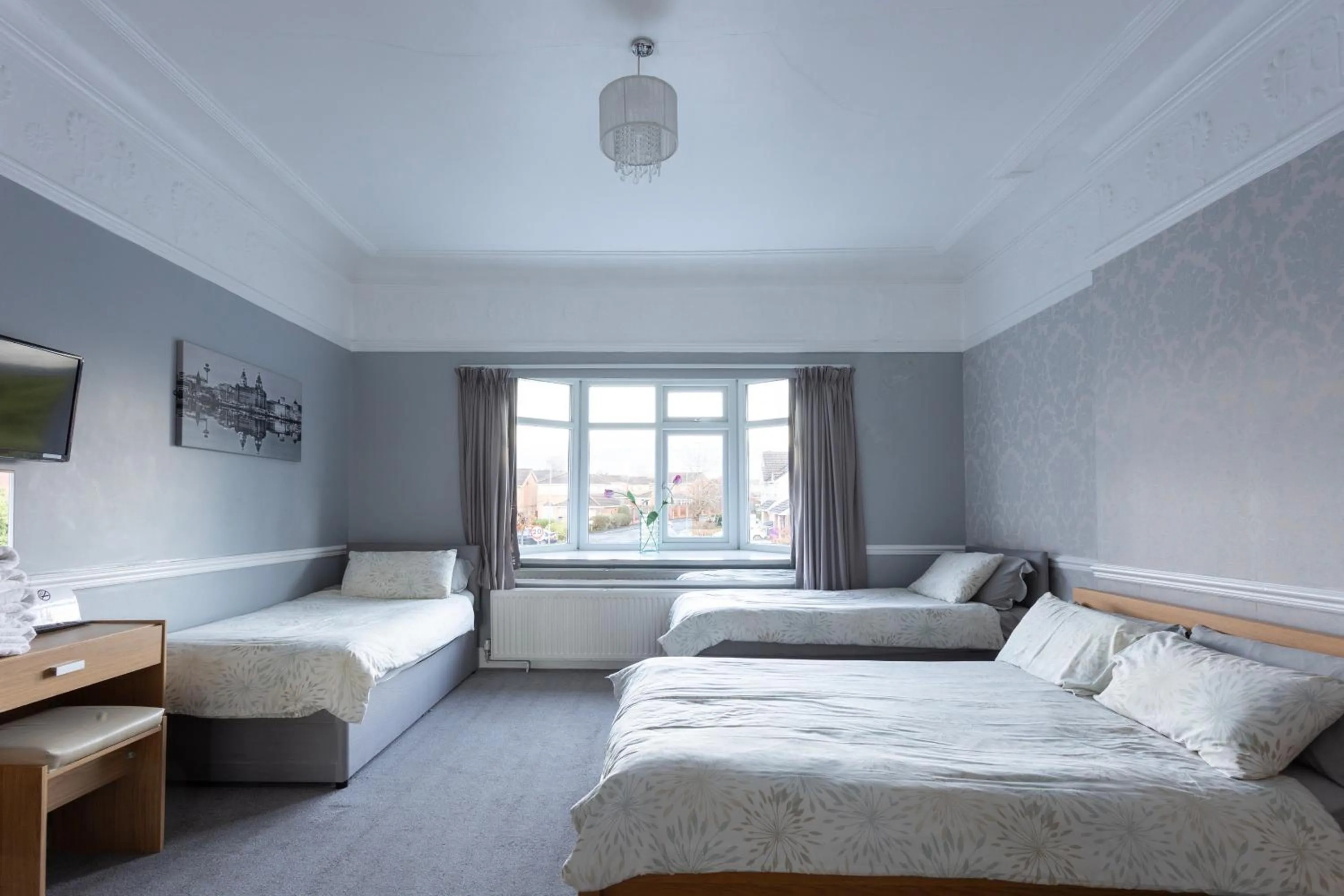 Bed in Orrell Park Hotel