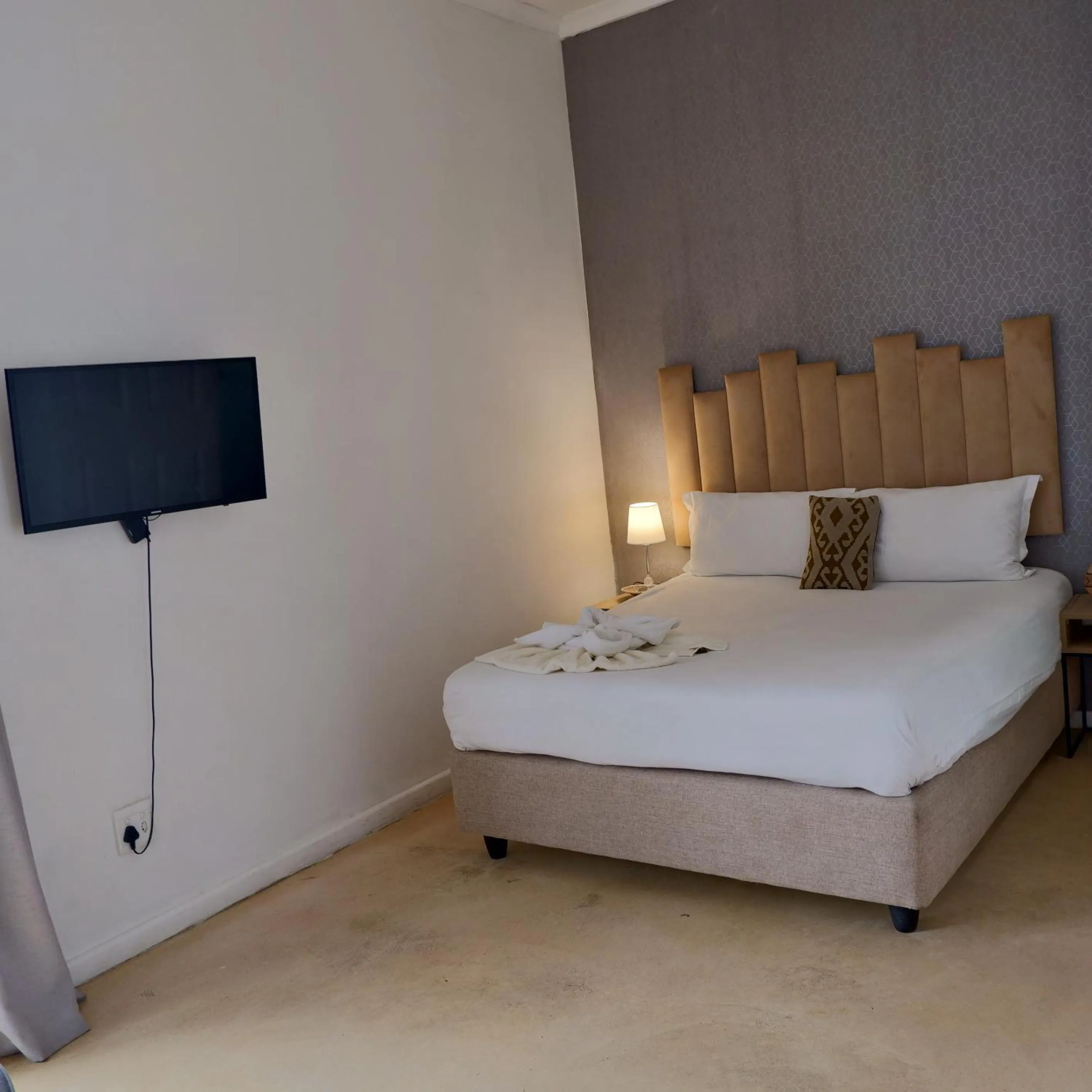 Bed in The City Club