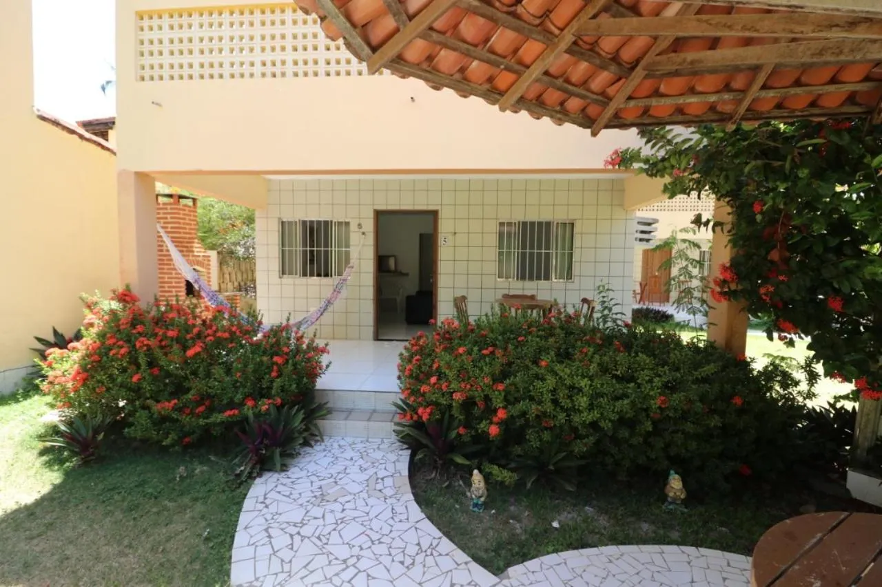 Condomínio na beira mar