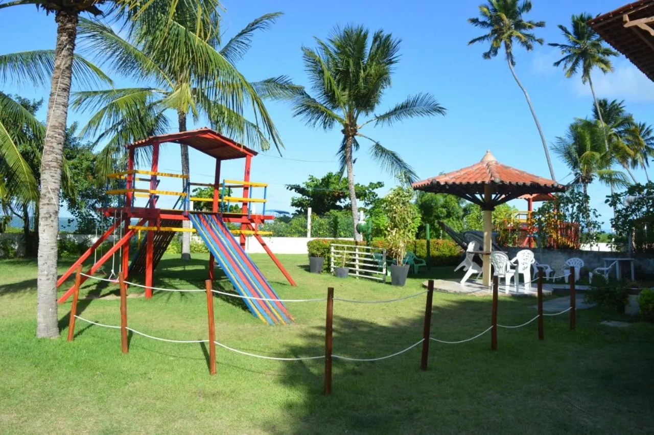 Condomínio na beira mar