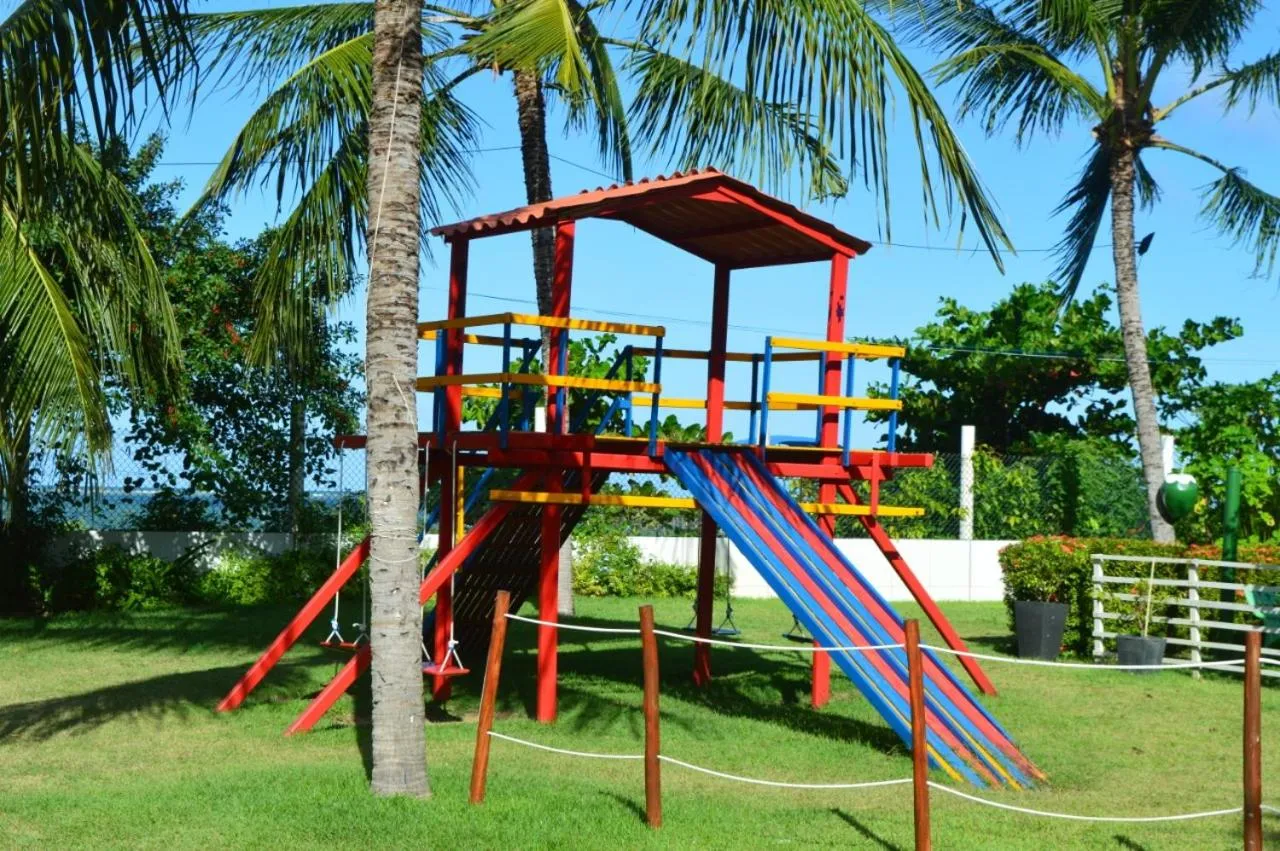 Condomínio na beira mar