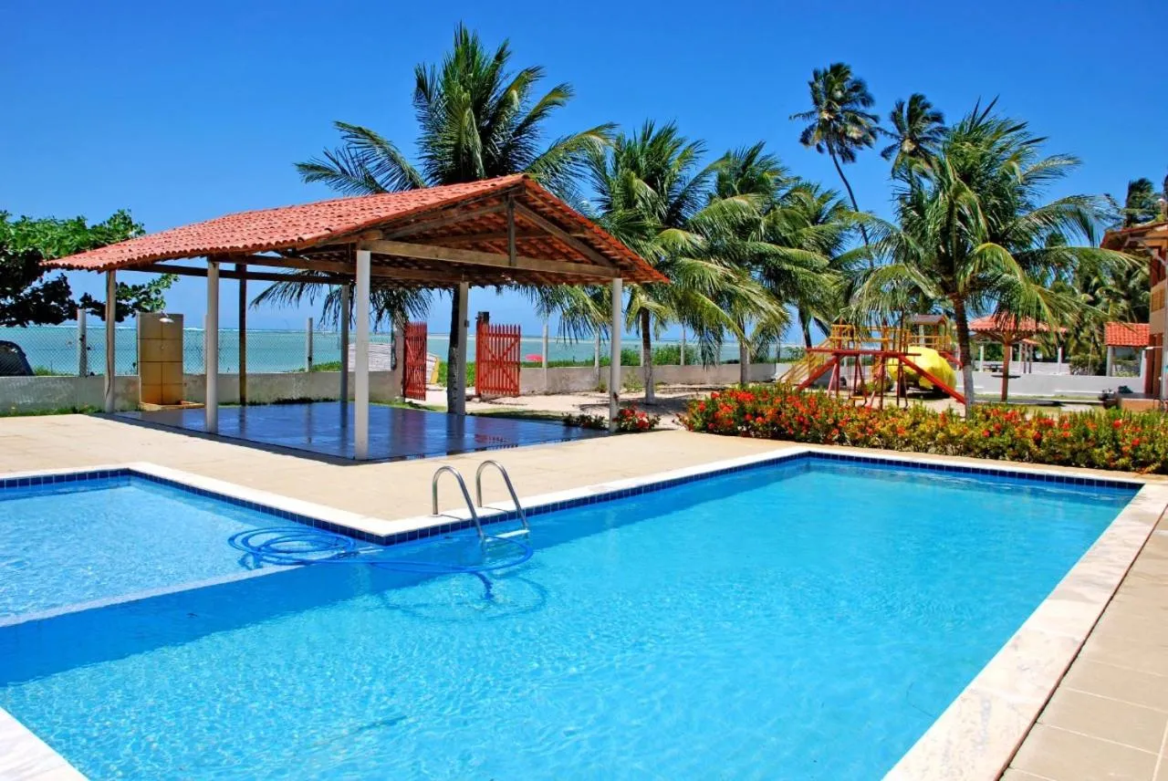 Condomínio na beira mar