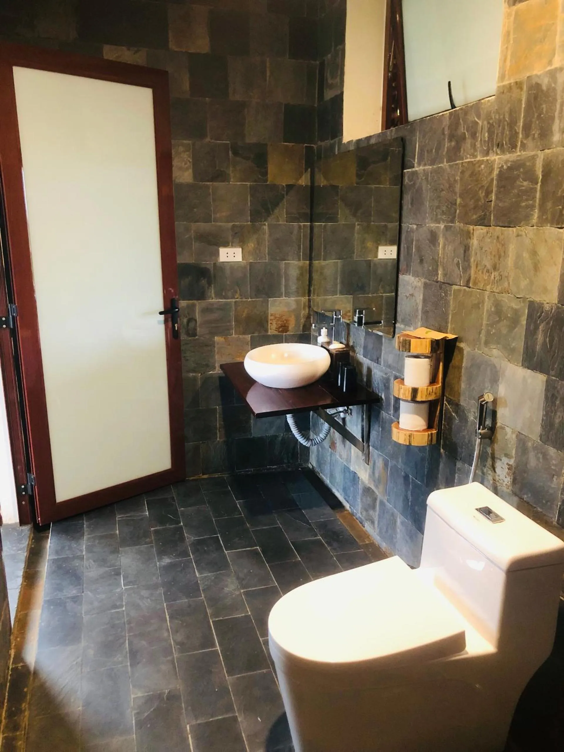 Shower in Pu Luong Jungle Lodge