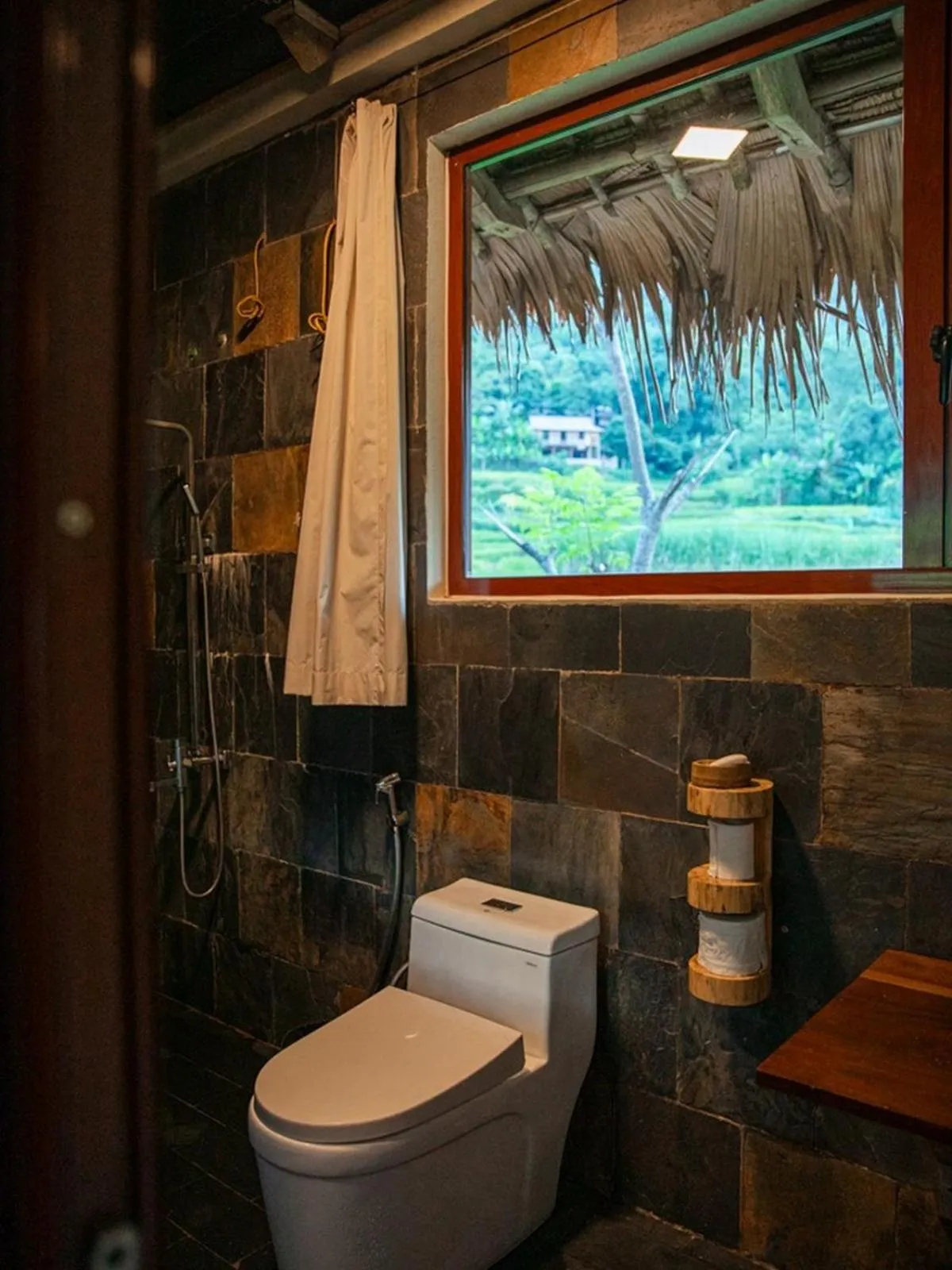 Shower in Pu Luong Jungle Lodge