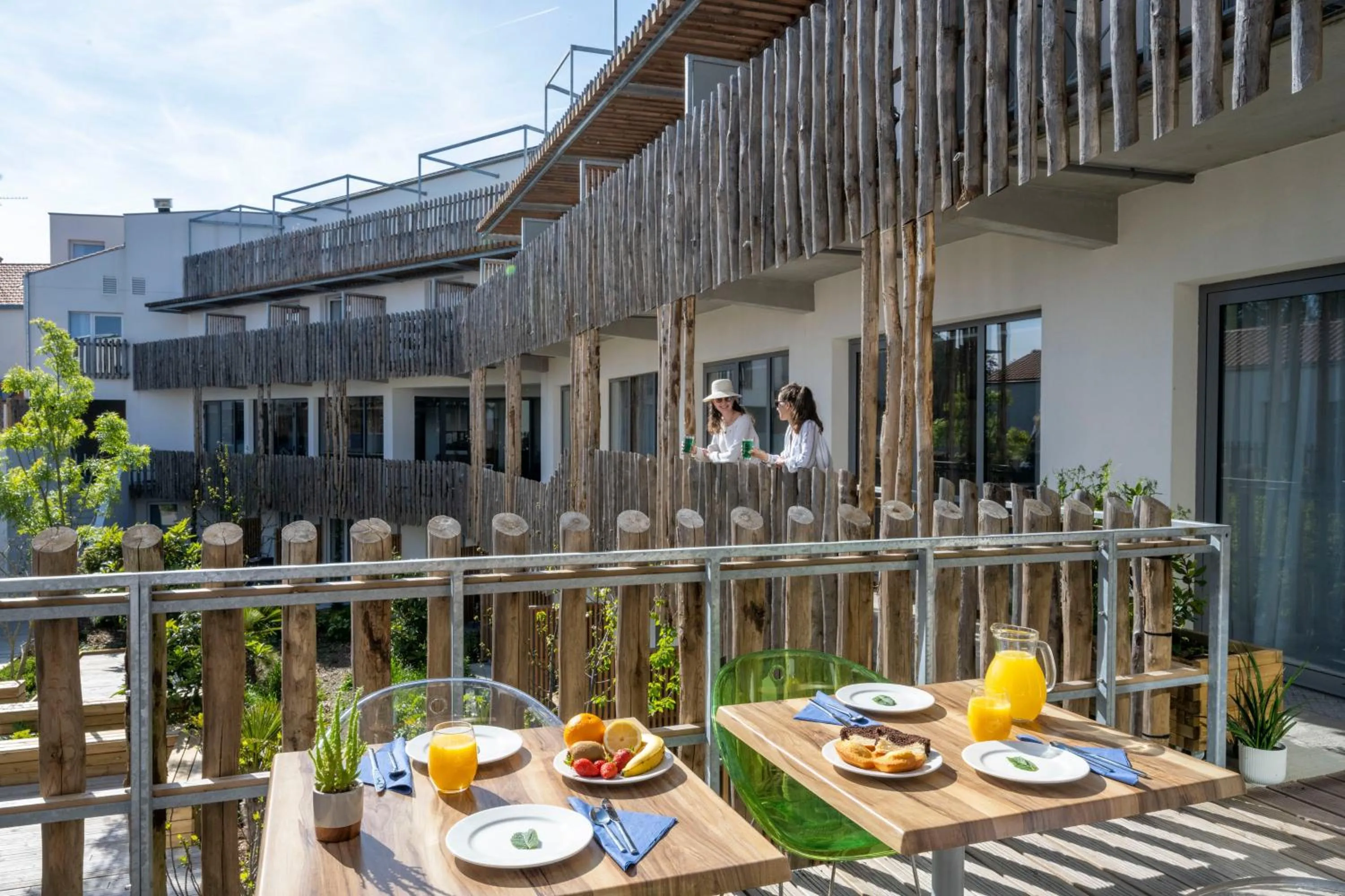 Breakfast in ATHOME RESIDENCE ET SPA