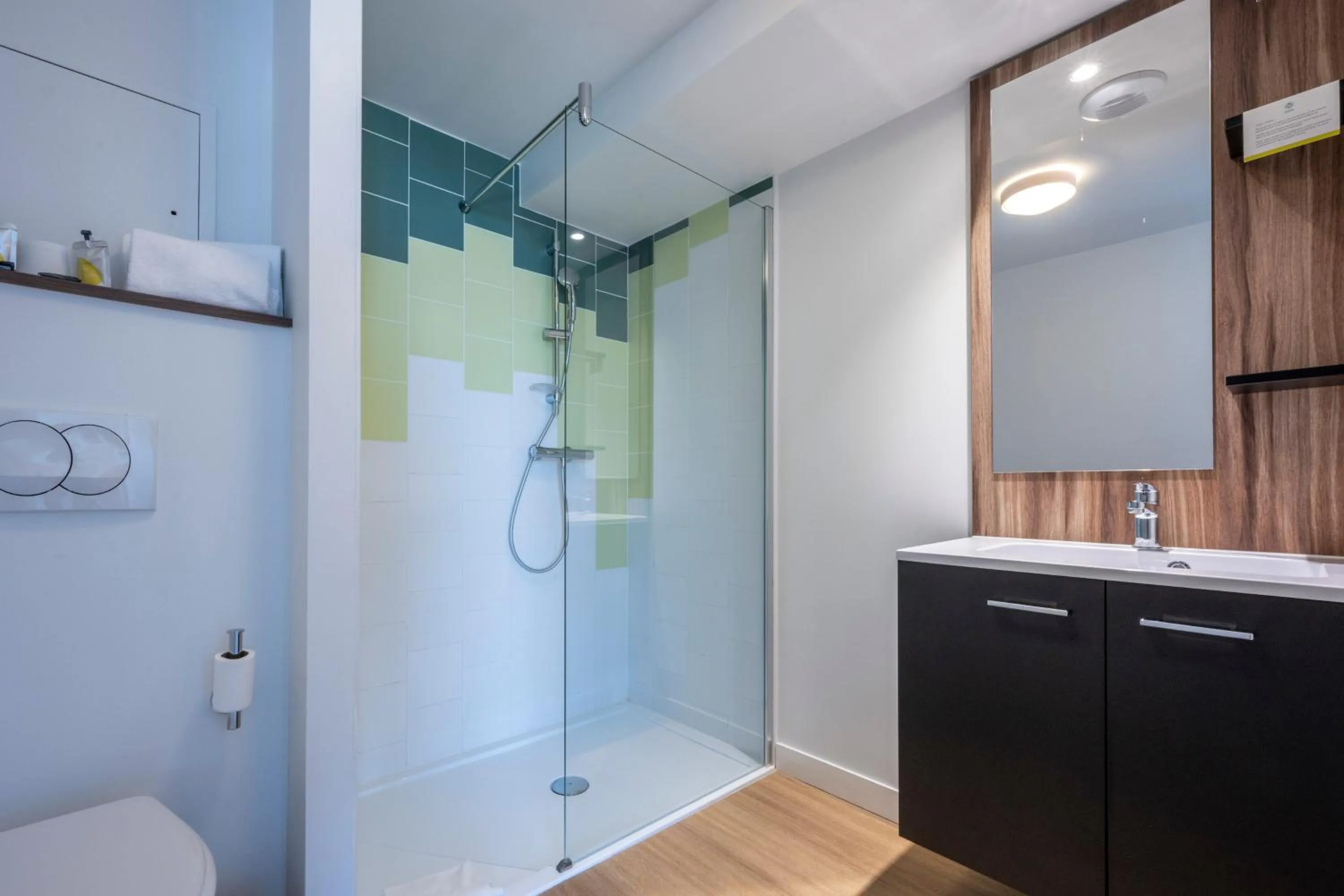 Bathroom in ATHOME RESIDENCE ET SPA