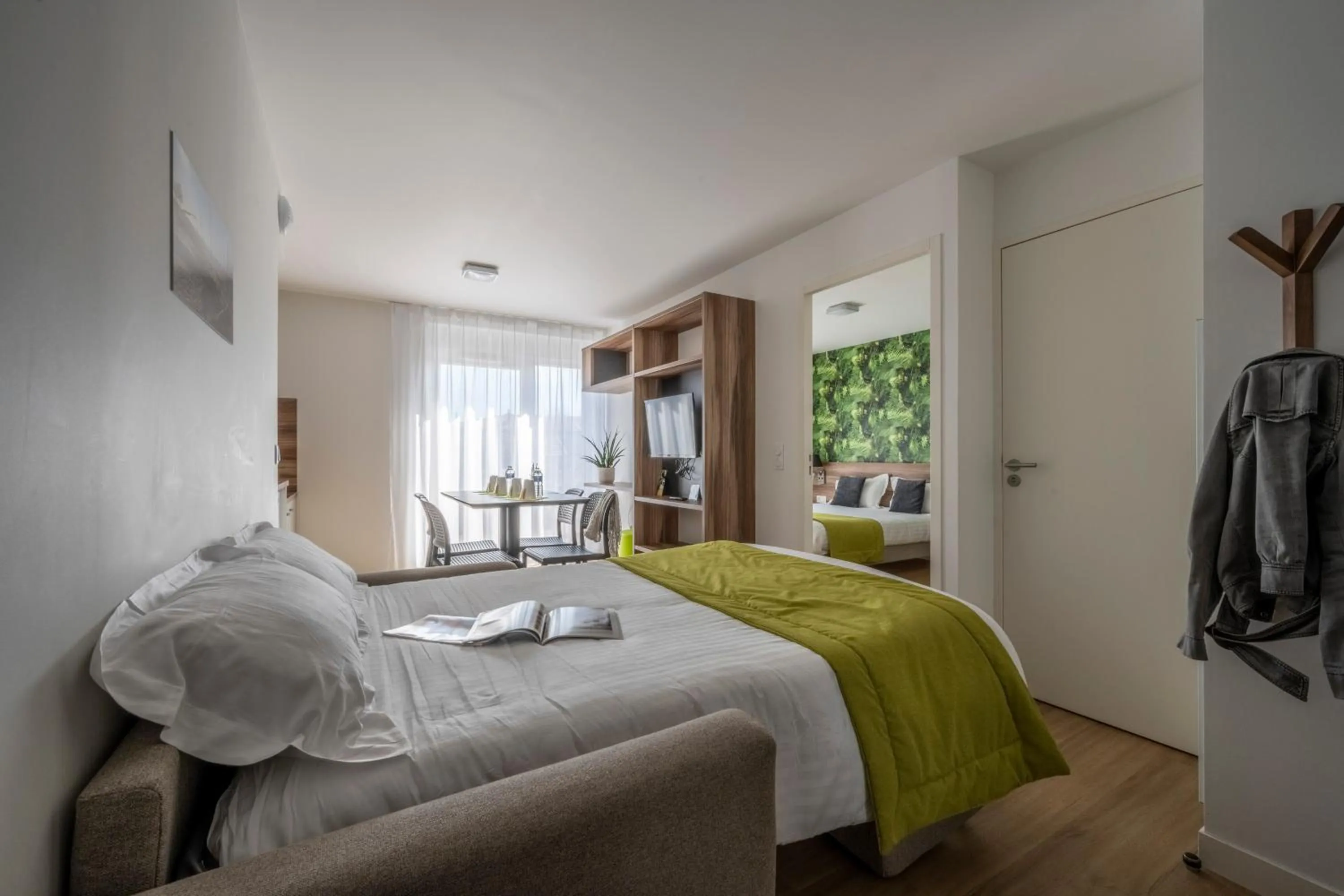 Photo of the whole room, Bed in ATHOME RESIDENCE ET SPA