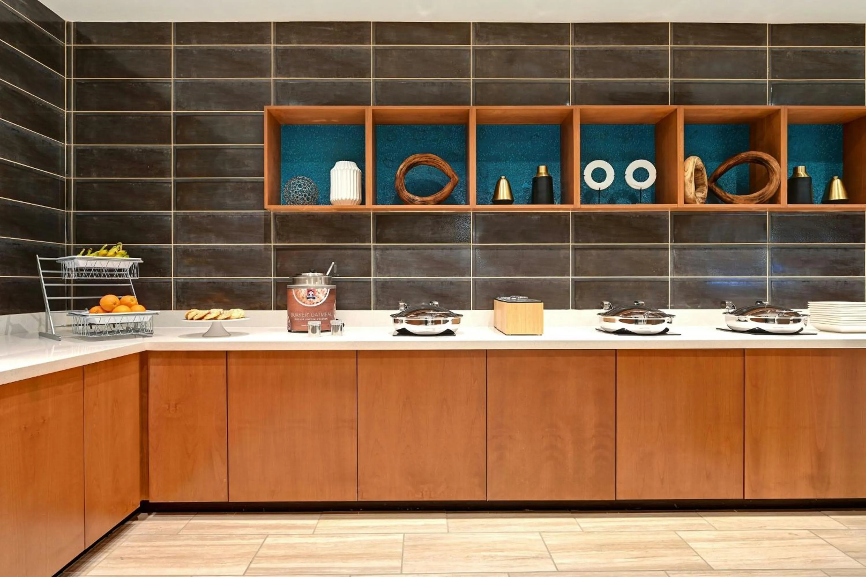 Breakfast in SpringHill Suites by Marriott Albuquerque University Area