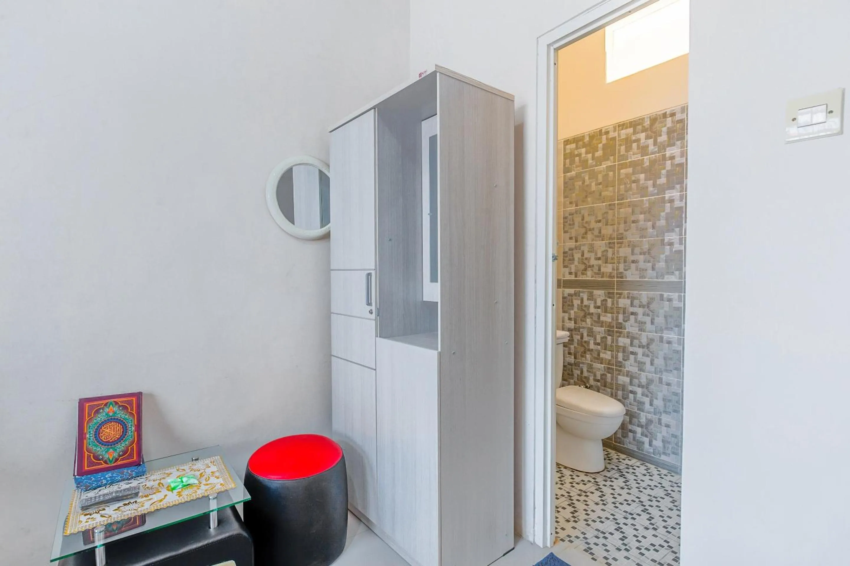 Bedroom in OYO 3434 Penginapan Keluarga Syariah