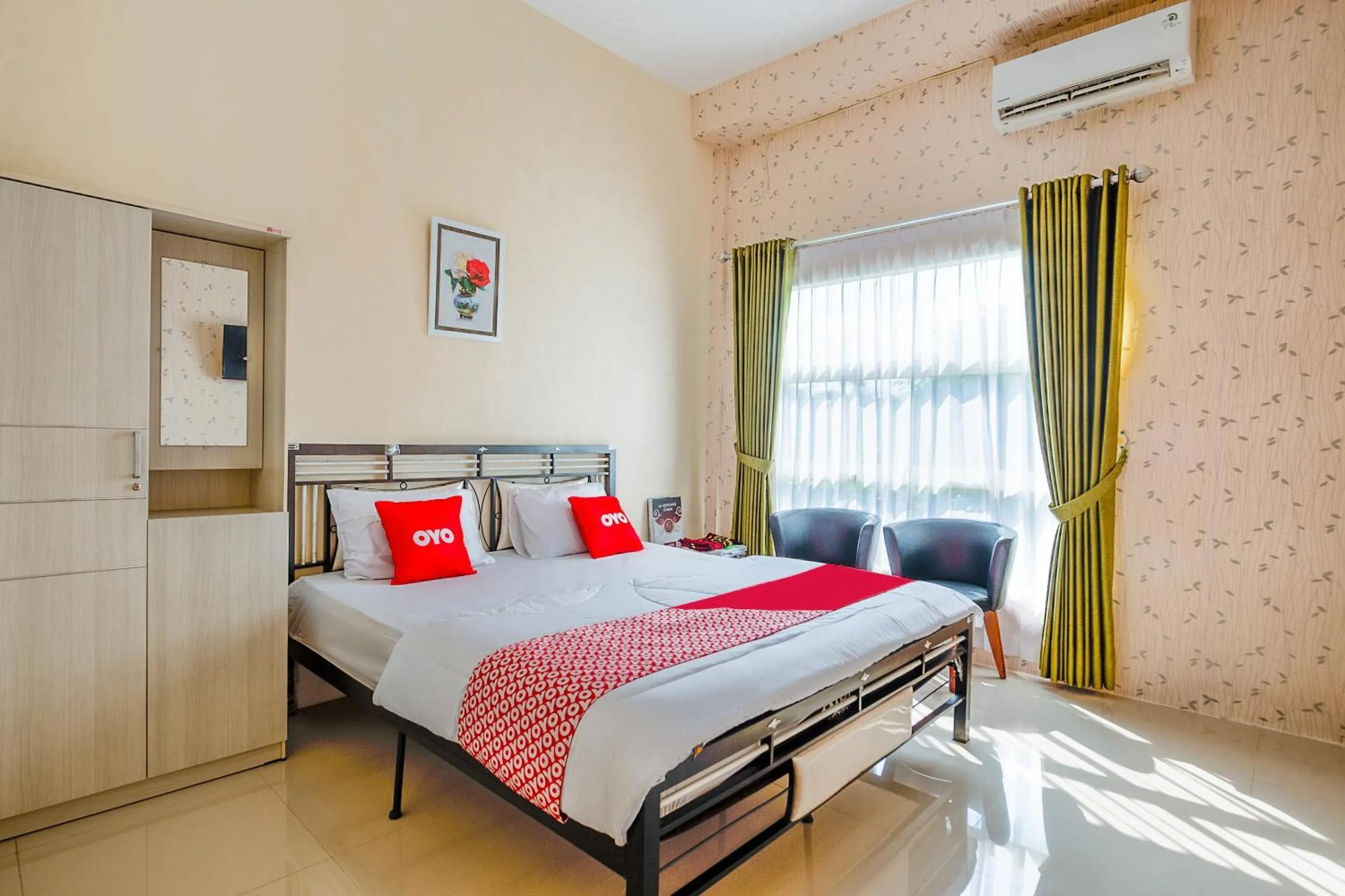 Bedroom, Bed in OYO 3434 Penginapan Keluarga Syariah