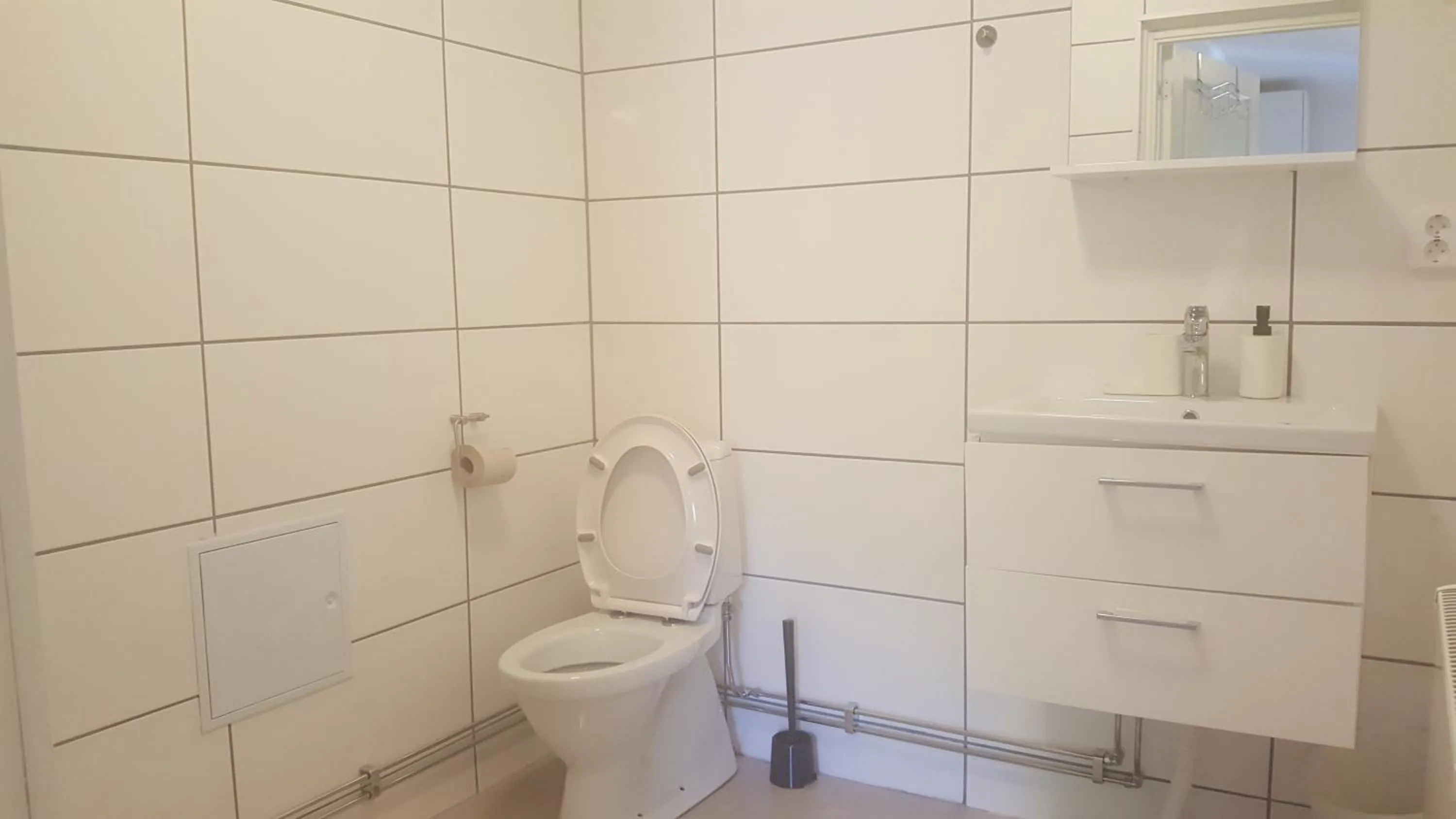 Bathroom in SJÖTORPS HOSTEL