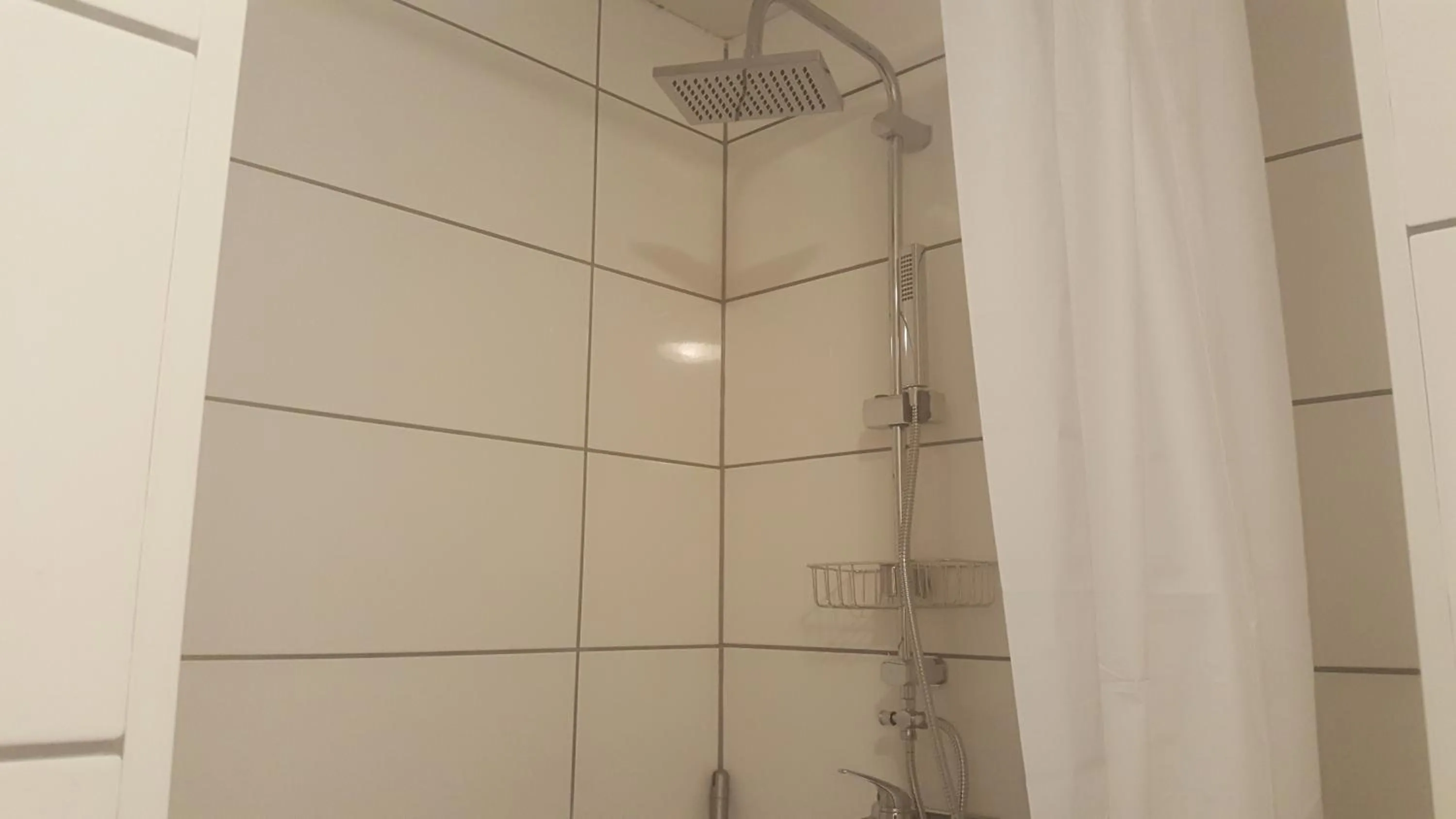 Bathroom in SJÖTORPS HOSTEL