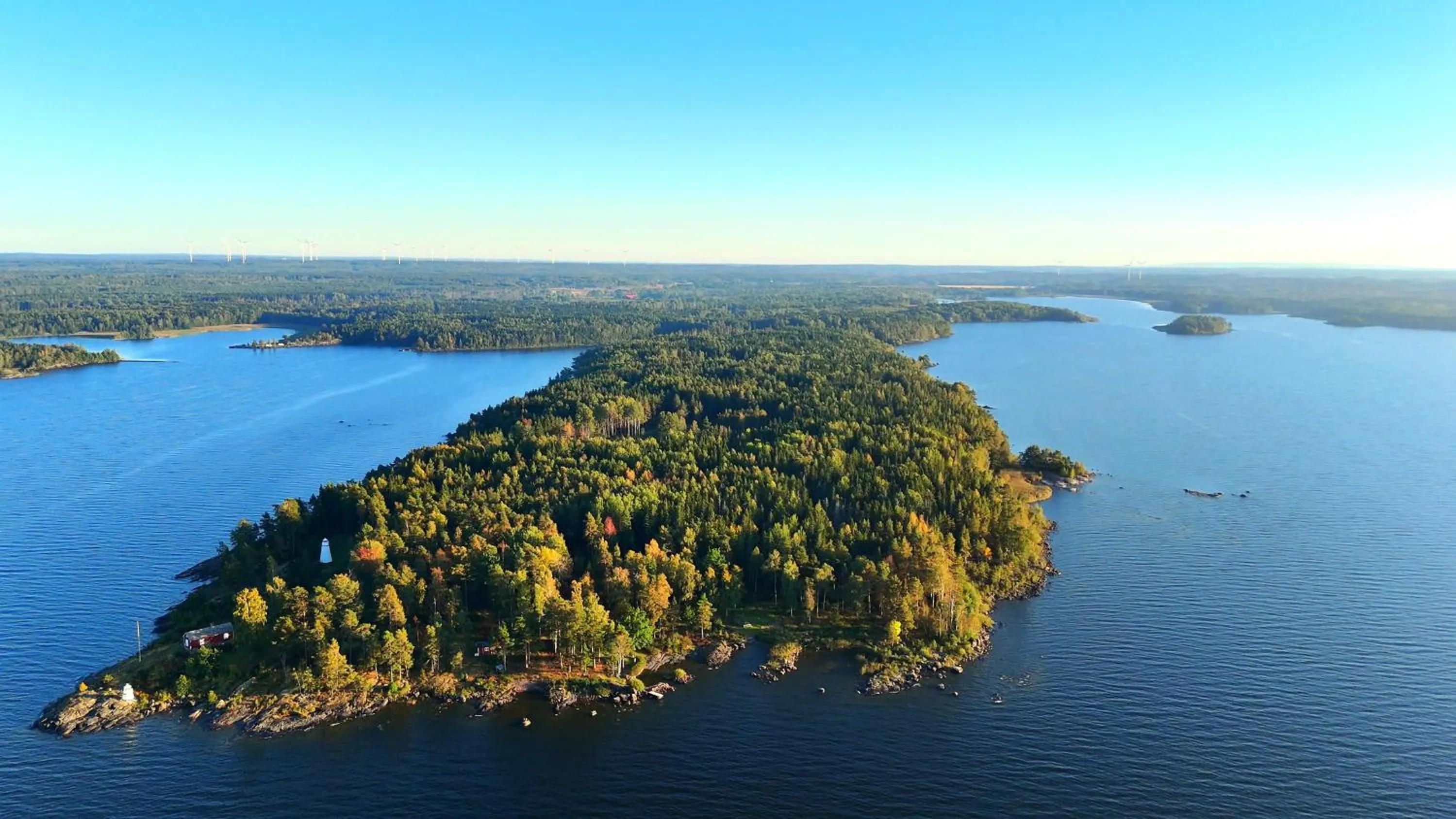 Beach in SJÖTORPS HOSTEL