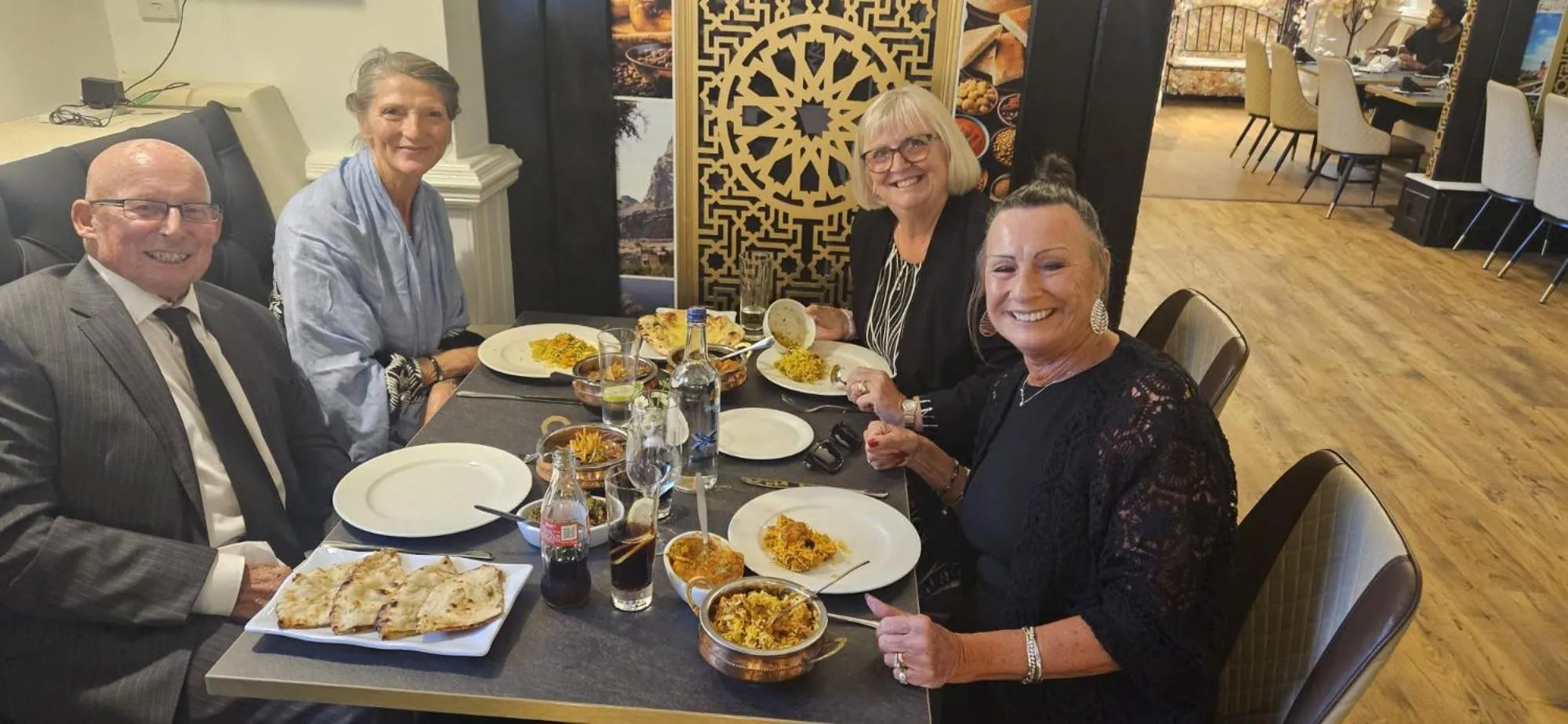 Restaurant/places to eat in Langley Inn