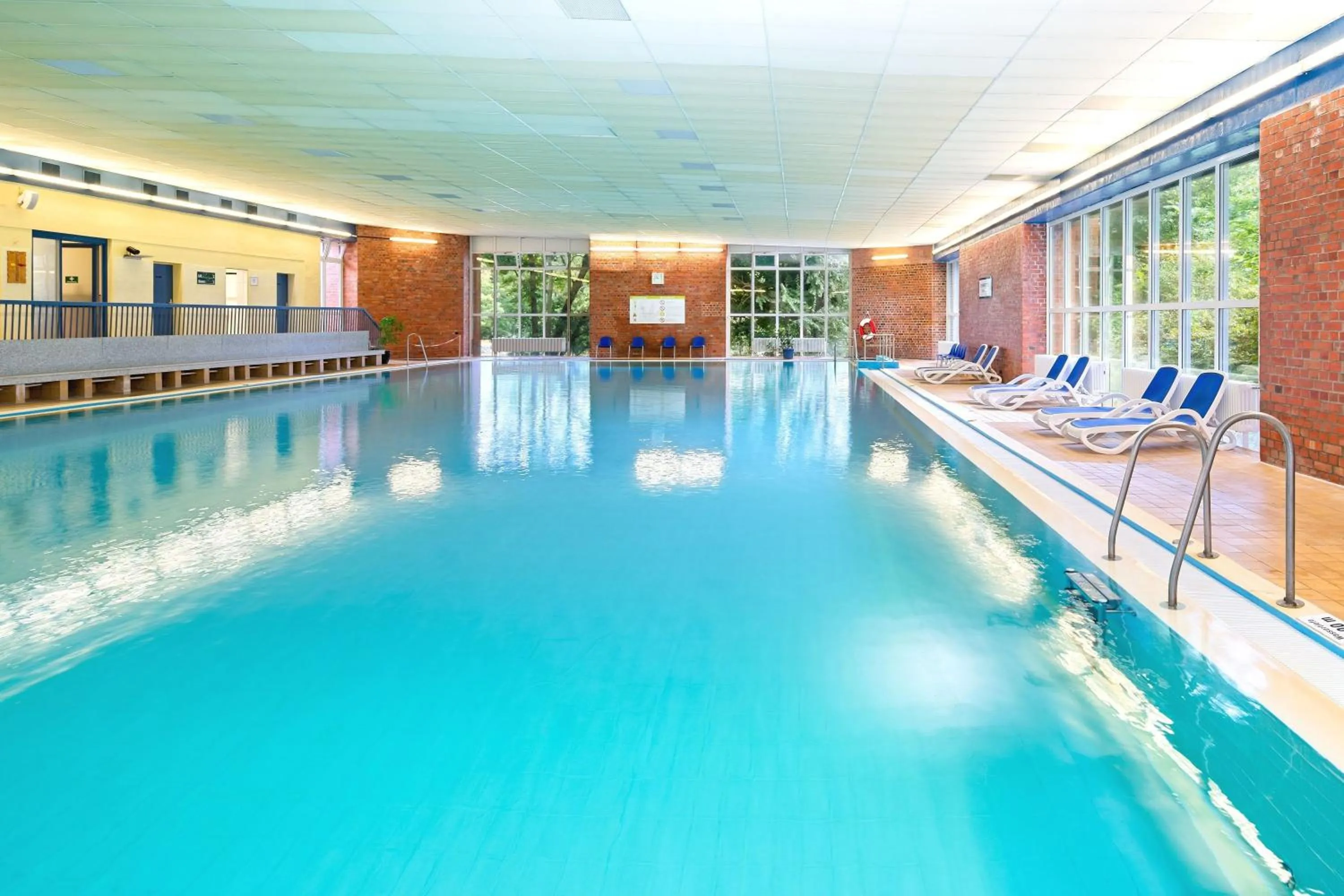 Swimming pool in AHORN Seehotel Templin