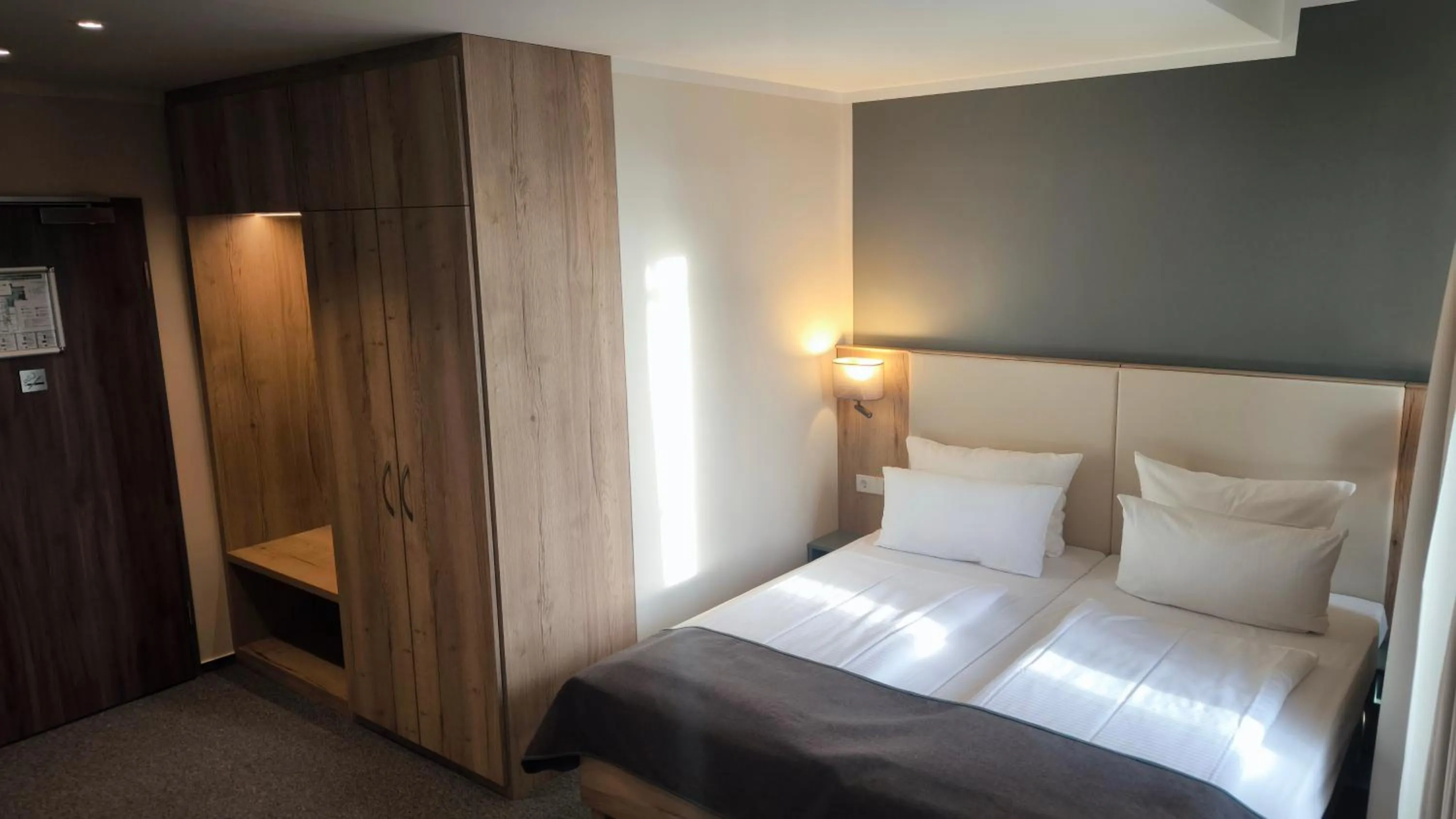 Bed in Hotel St.-Michaels-Heim