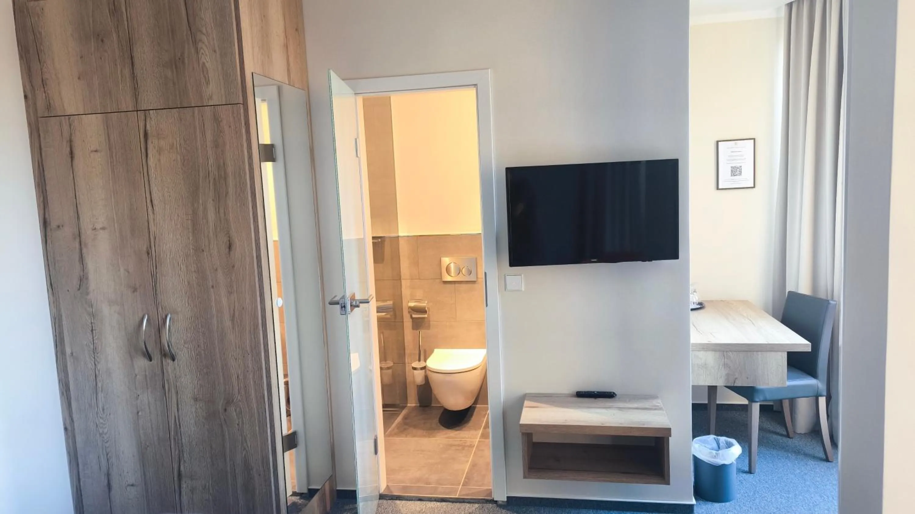 TV and multimedia in Hotel St.-Michaels-Heim