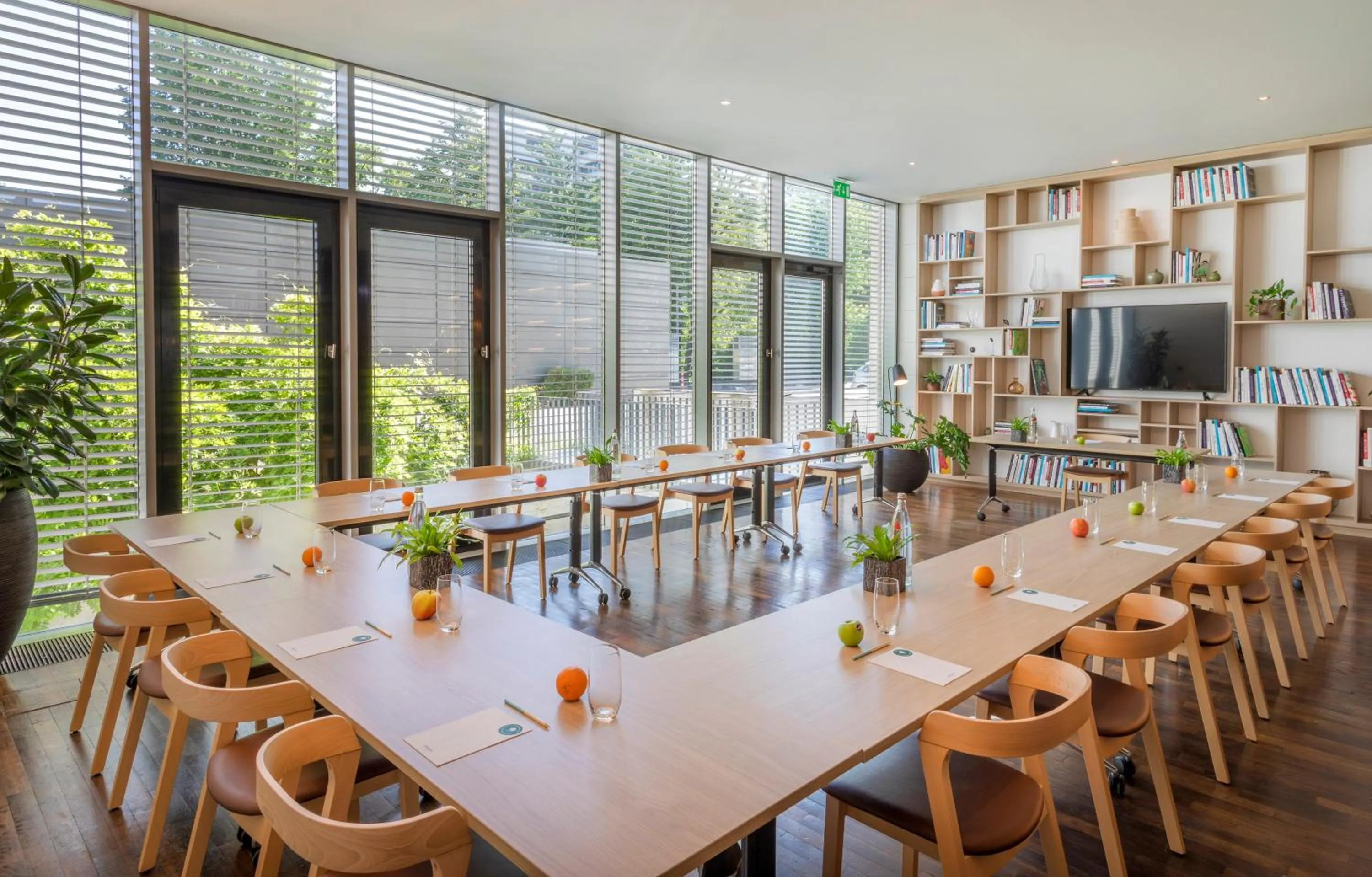 Meeting/conference room in INNSiDE by Meliá Düsseldorf Seestern