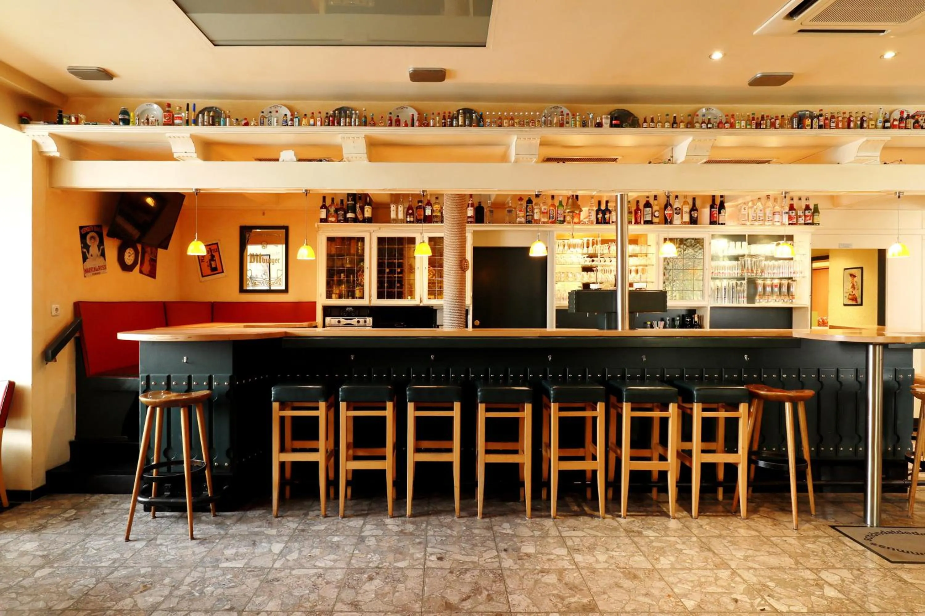 Restaurant/places to eat in Mariaweiler Hof