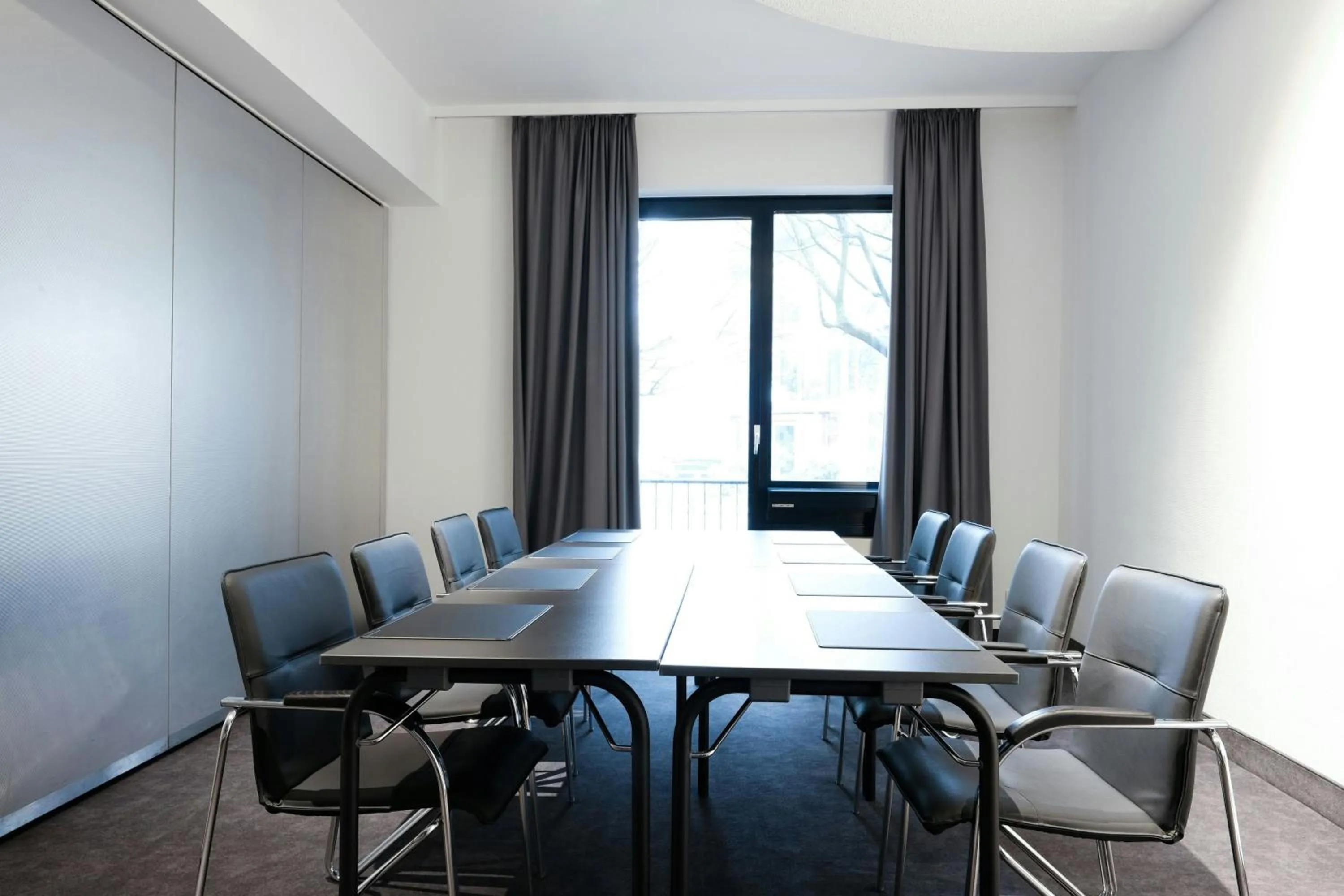Meeting/conference room in Four Points Flex by Sheraton Ratingen Düsseldorf Airport