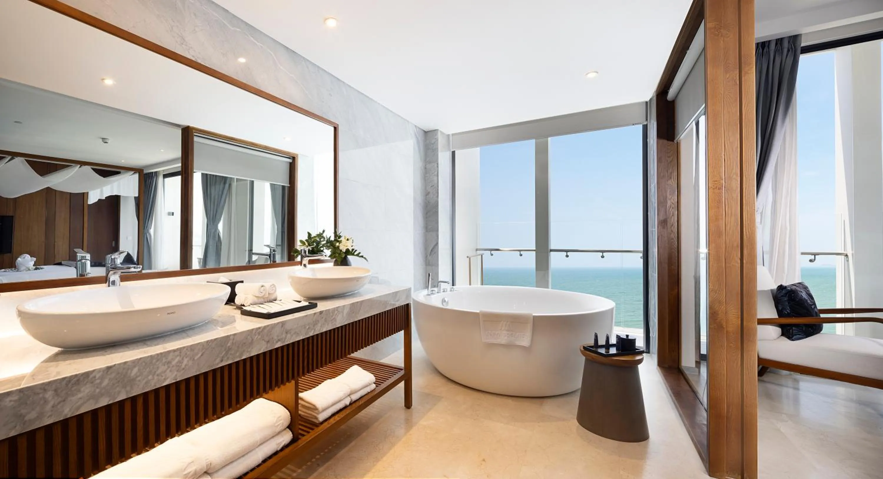 Bathroom, Bed in Anya Premier Beachfront Hotel Quy Nhon