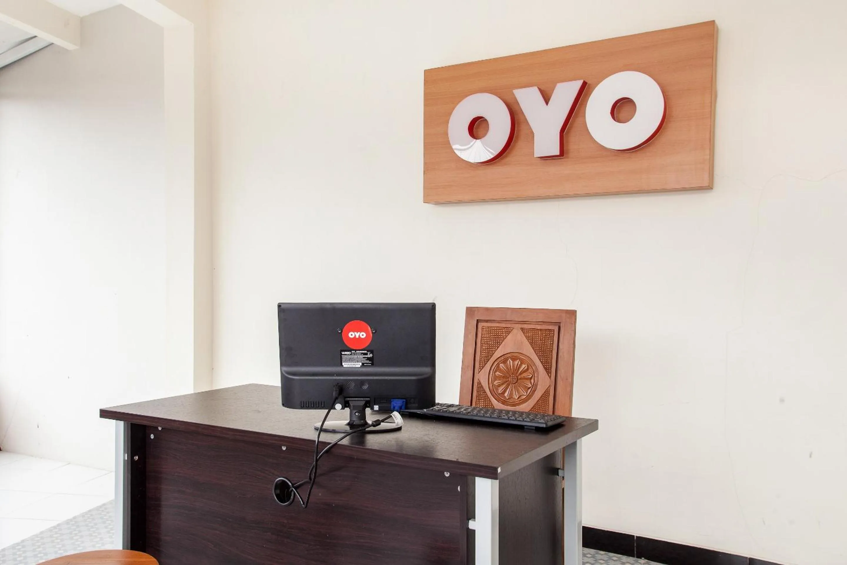 Lobby or reception in Hotel O Cozy Residence Syariah