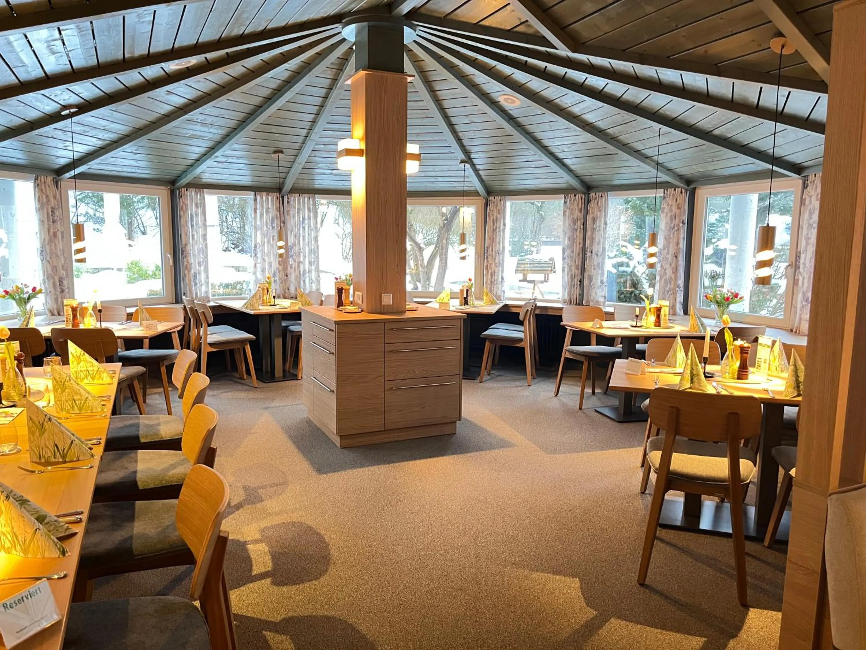 Restaurant/places to eat in Waldhotel Schäferberg