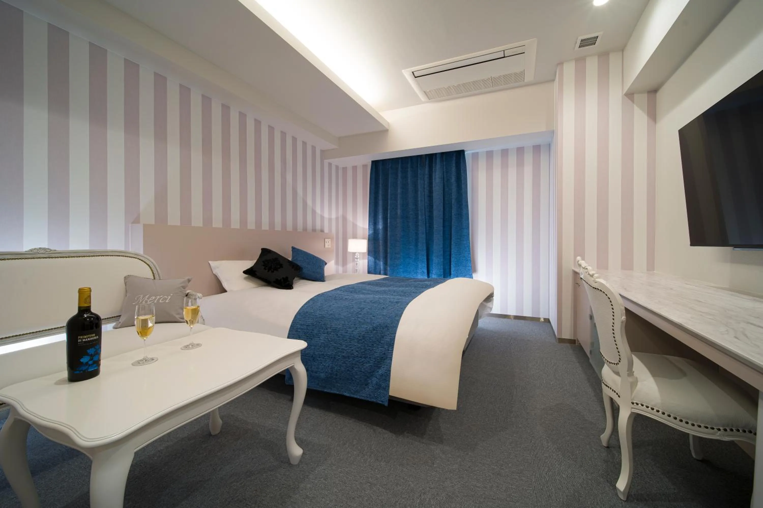 Bed in HOTEL LASCALA