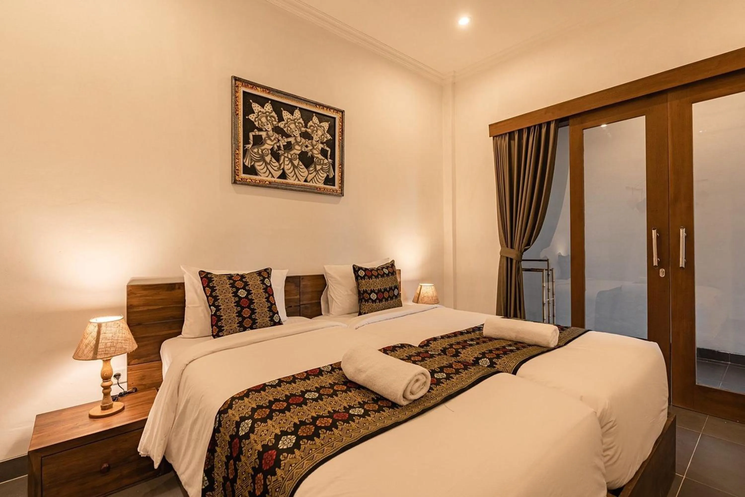 Bedroom, Bed in D'Meten Guest House Canggu