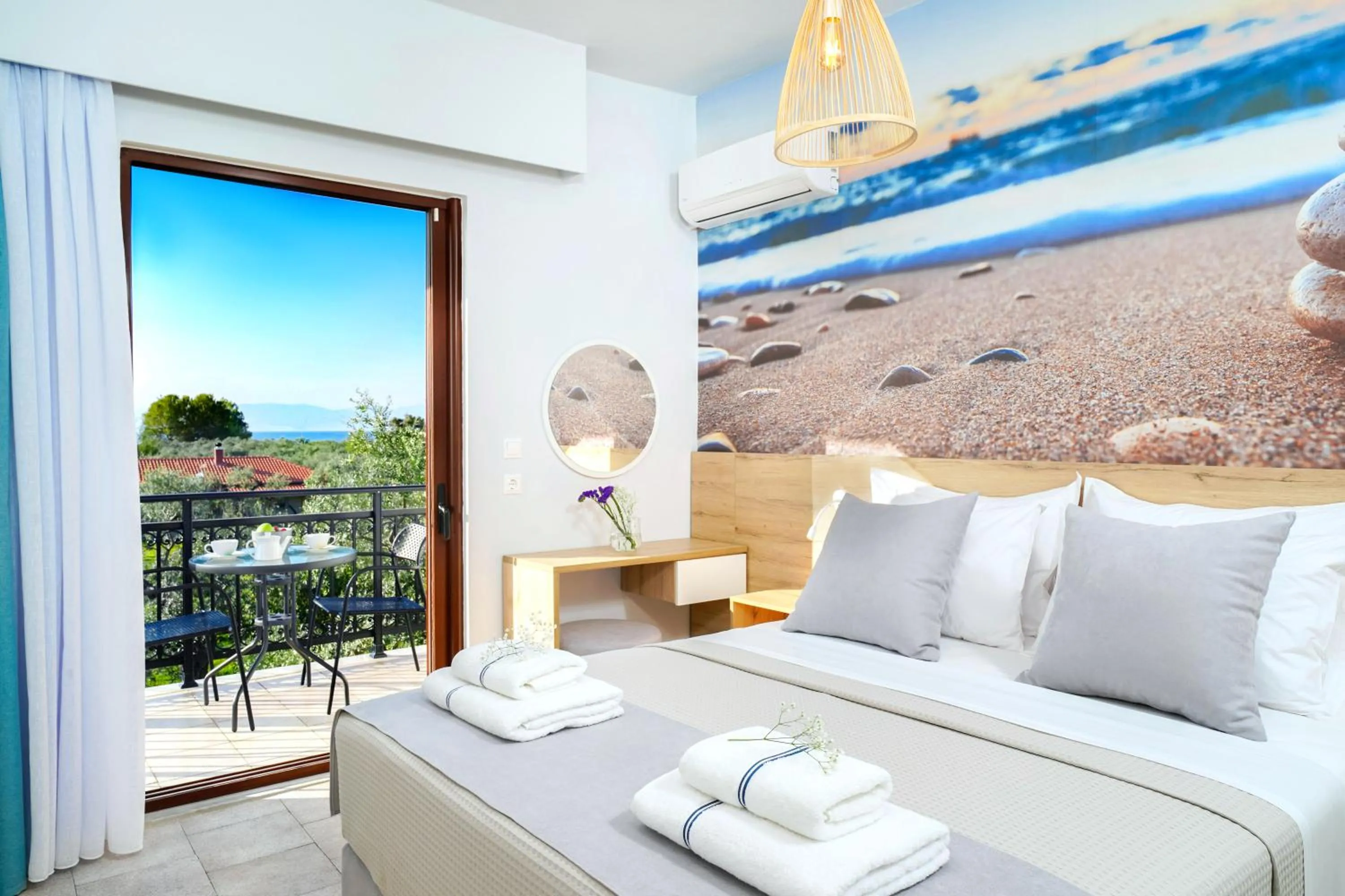 Balcony/Terrace, Bed in Nefeli Fresh Hotel by Del Mare