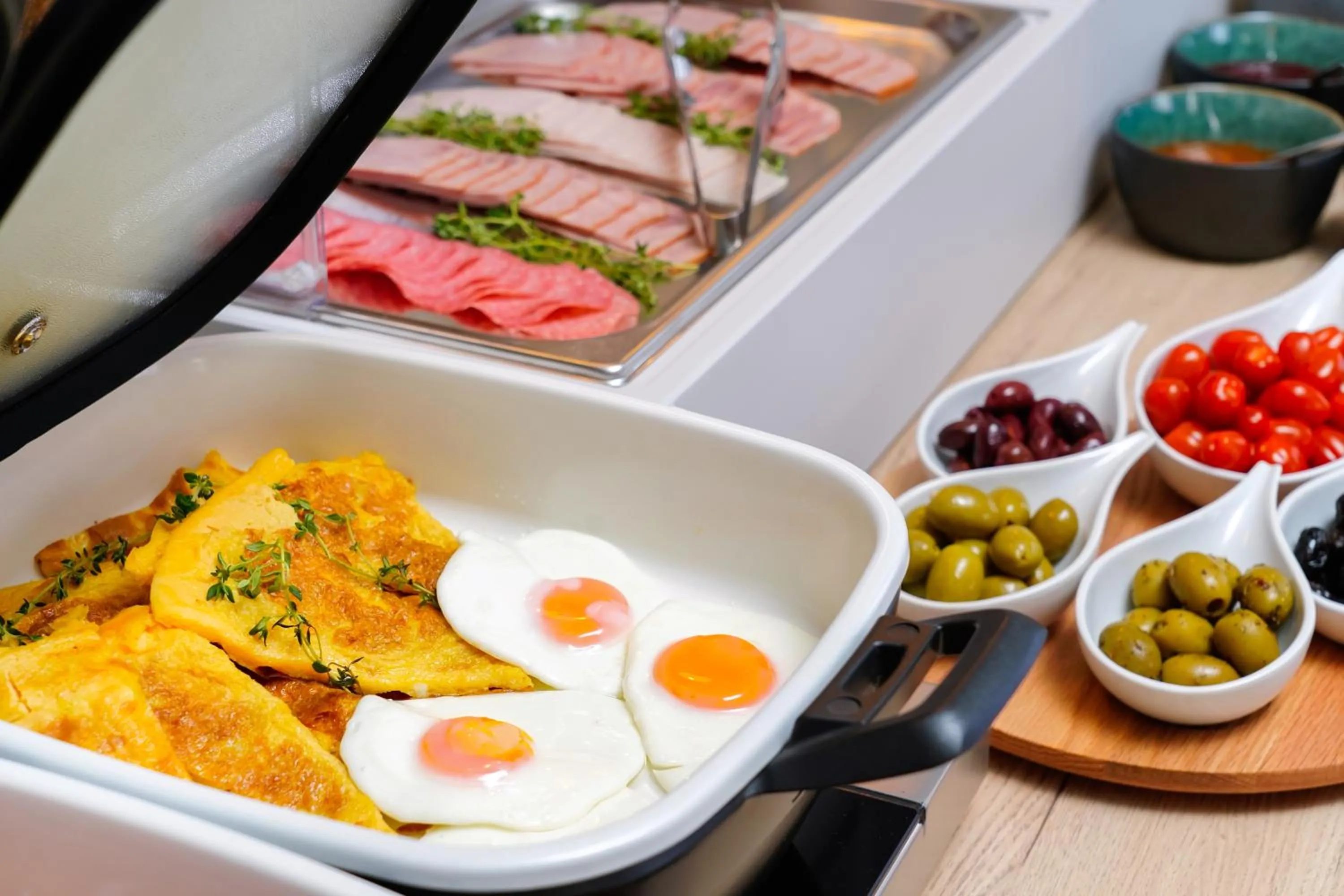 Buffet breakfast in Nefeli Fresh Hotel by Del Mare